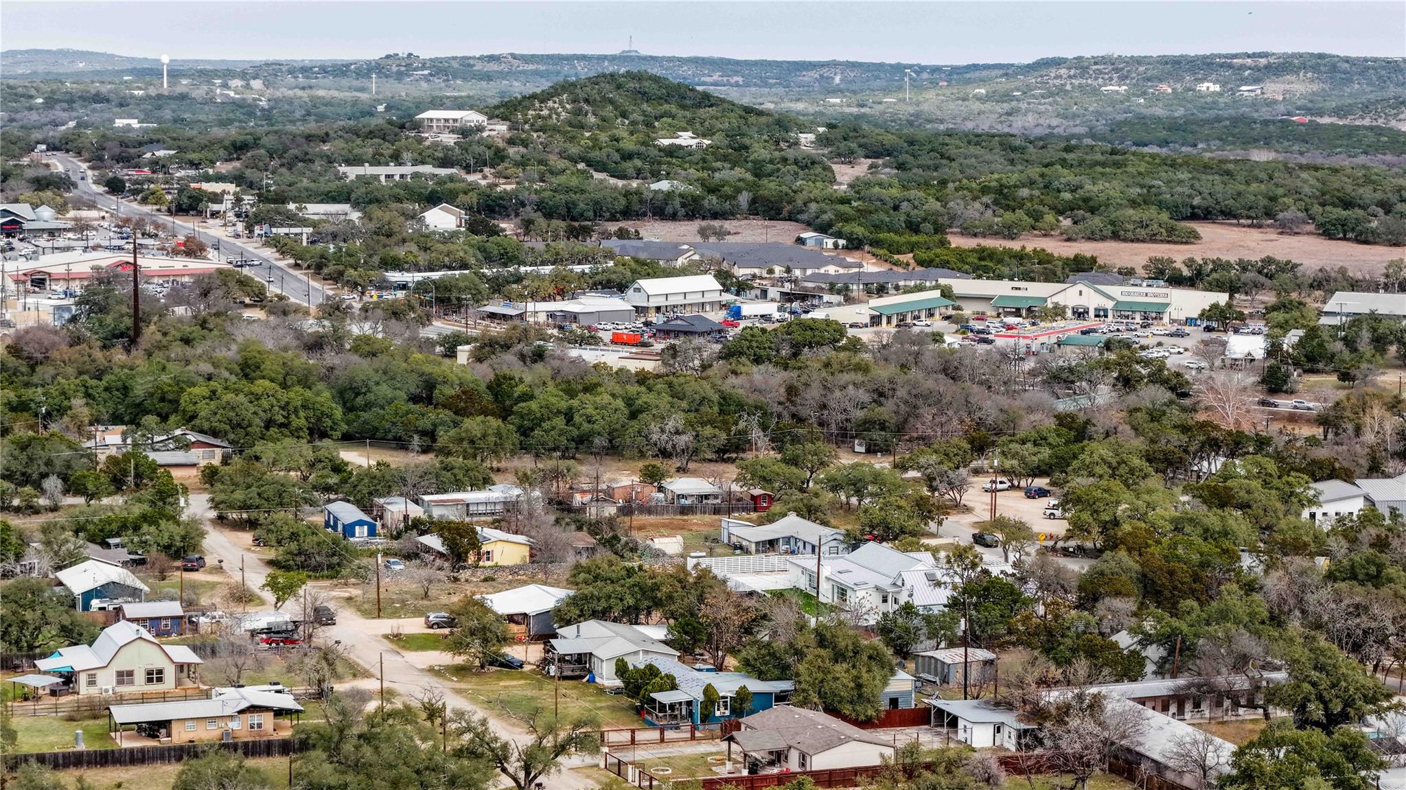 181 Dobie Dr, Wimberley, TX 78676