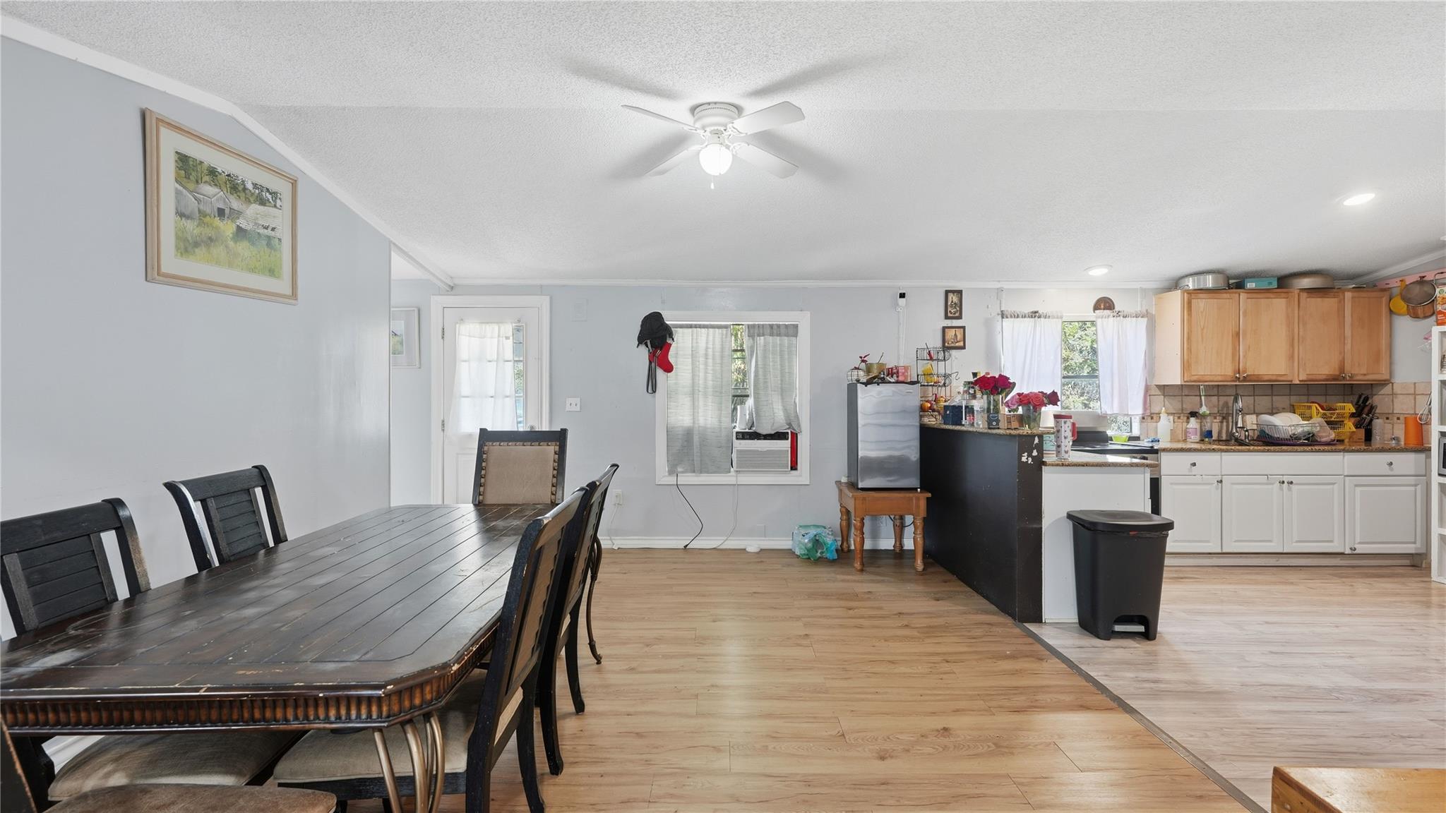 181 Dobie Dr, Wimberley, TX 78676