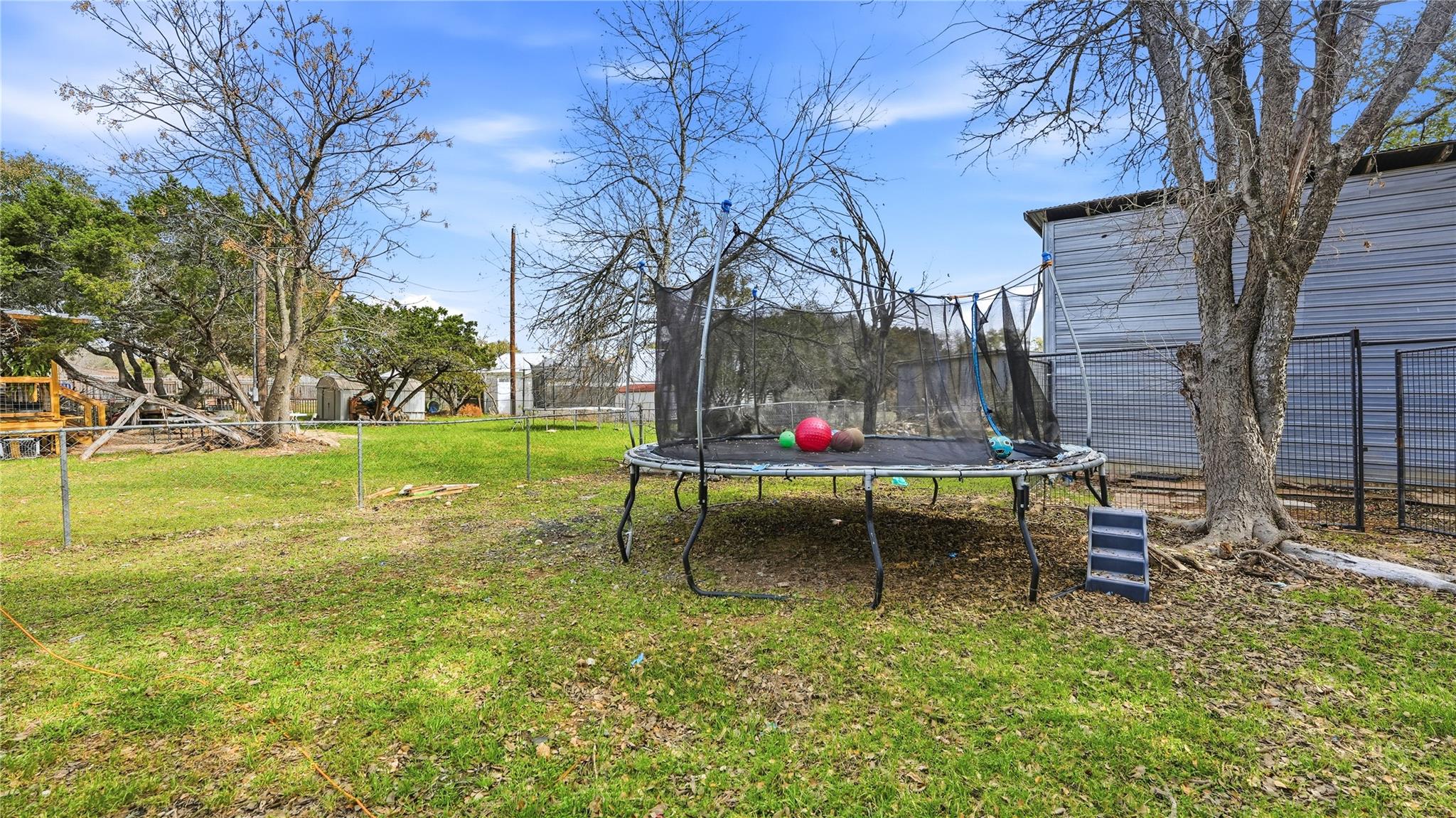 181 Dobie Dr, Wimberley, TX 78676