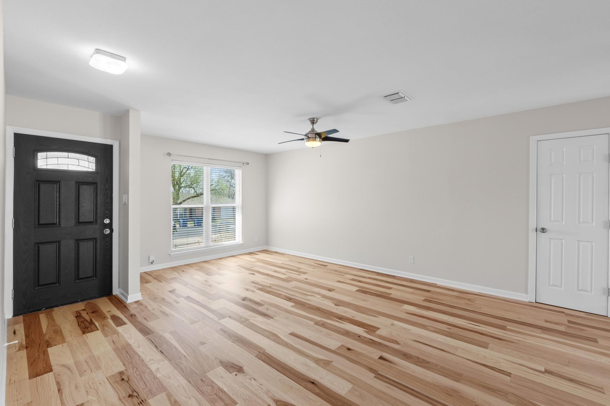 2312 Rogge Ln, Austin, TX 78723