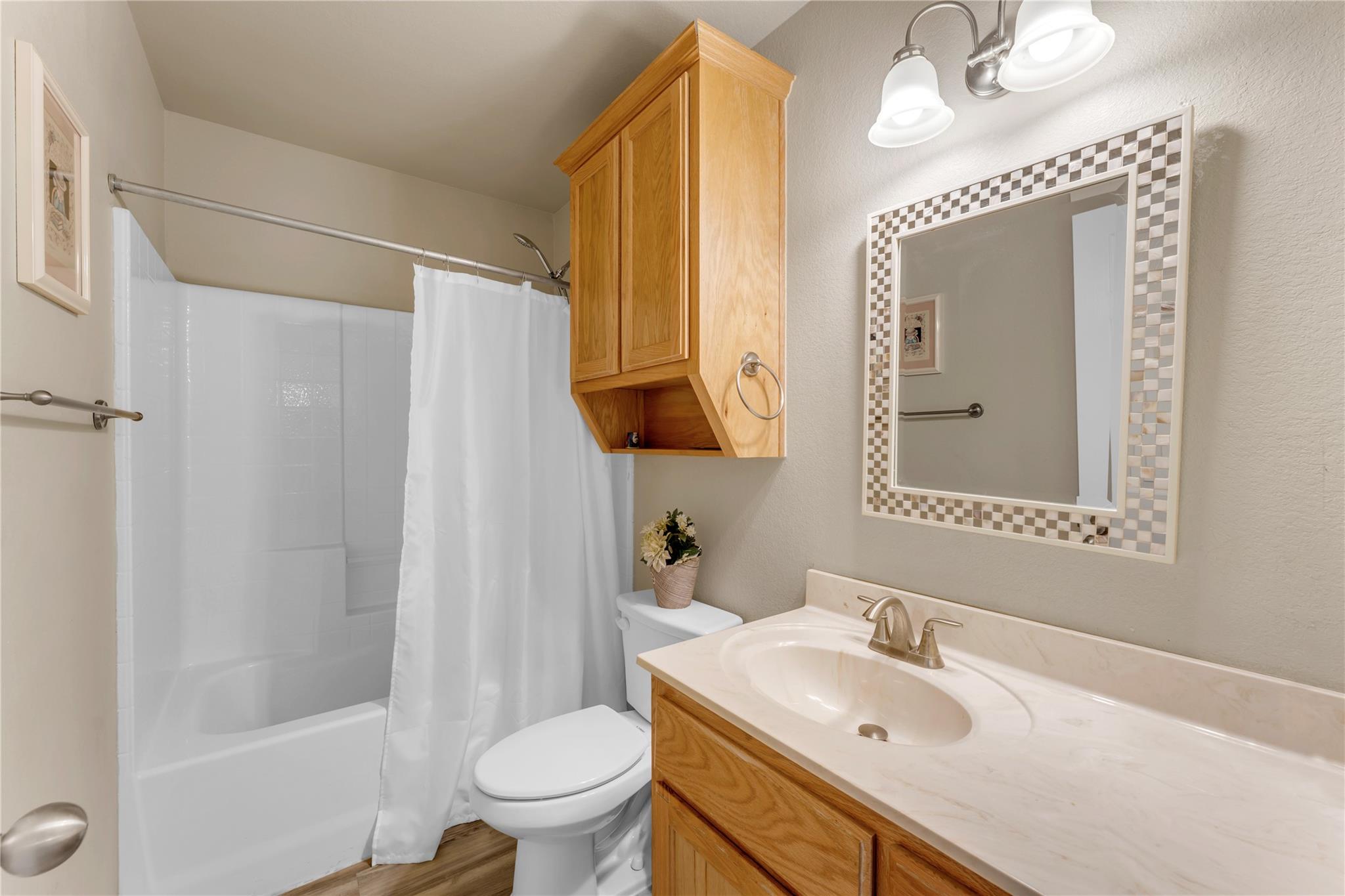 1209 E Avenue F, Lampasas, TX 76550