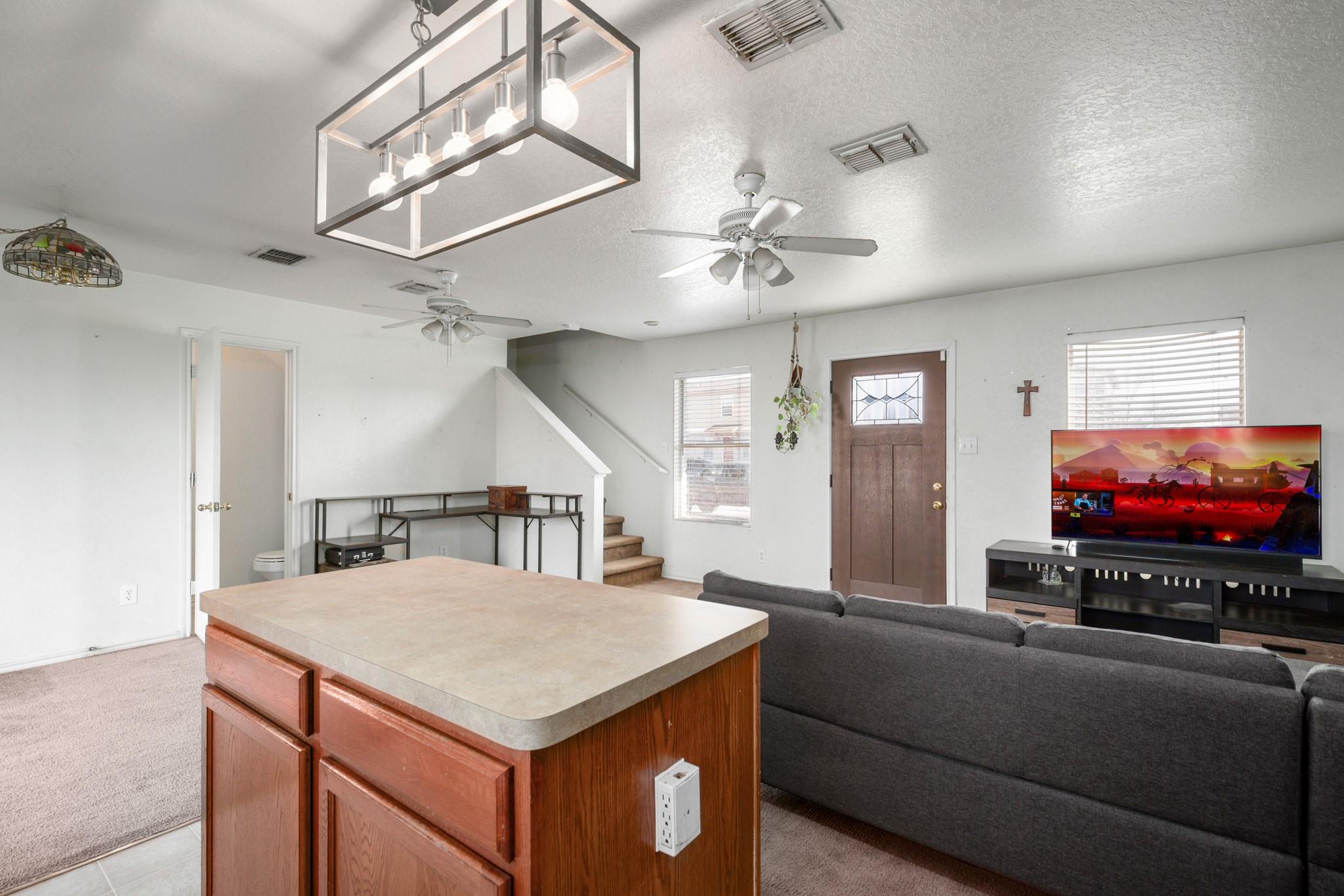 643 Northlake Dr, New Braunfels, TX 78130