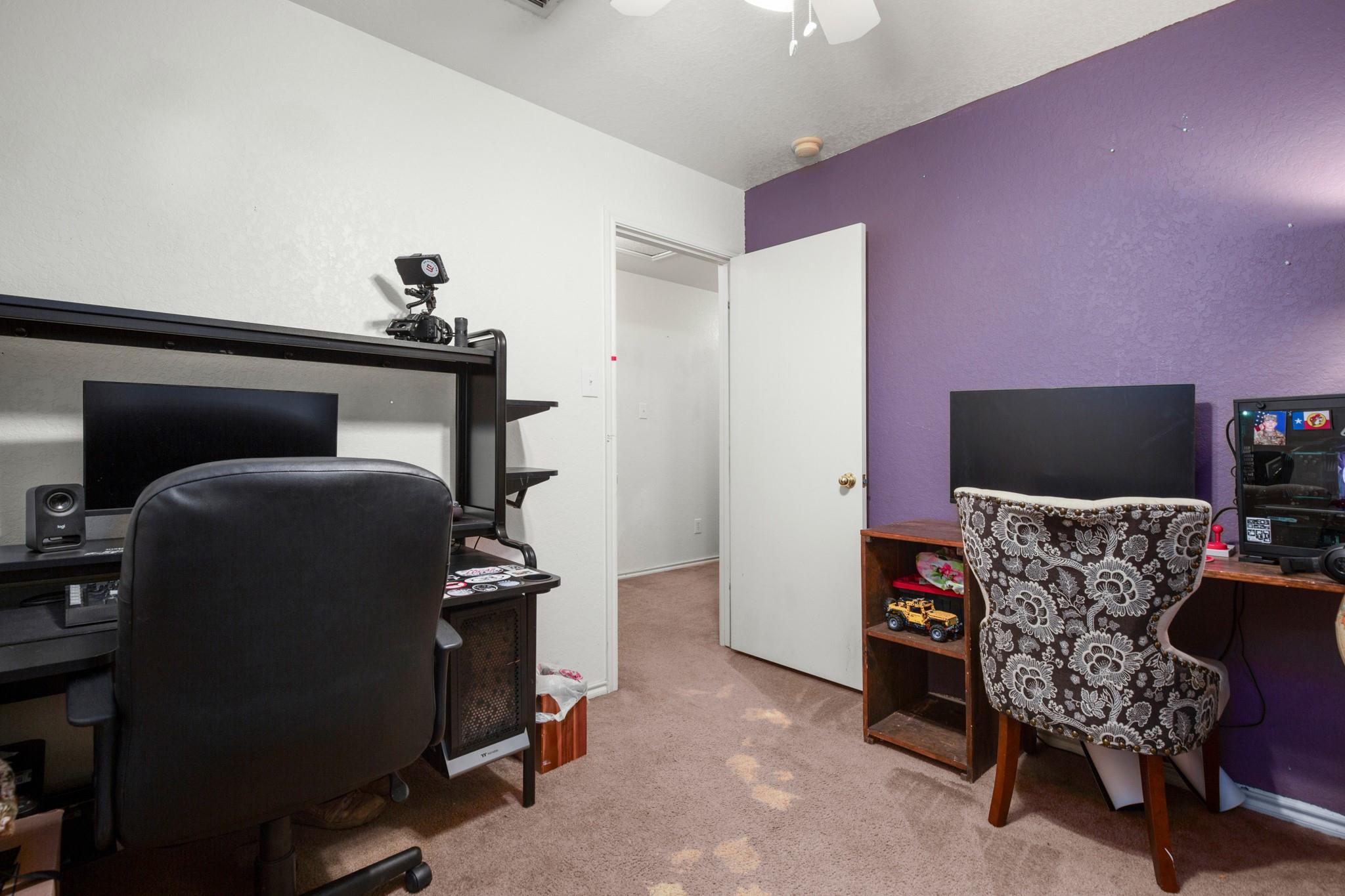 643 Northlake Dr, New Braunfels, TX 78130