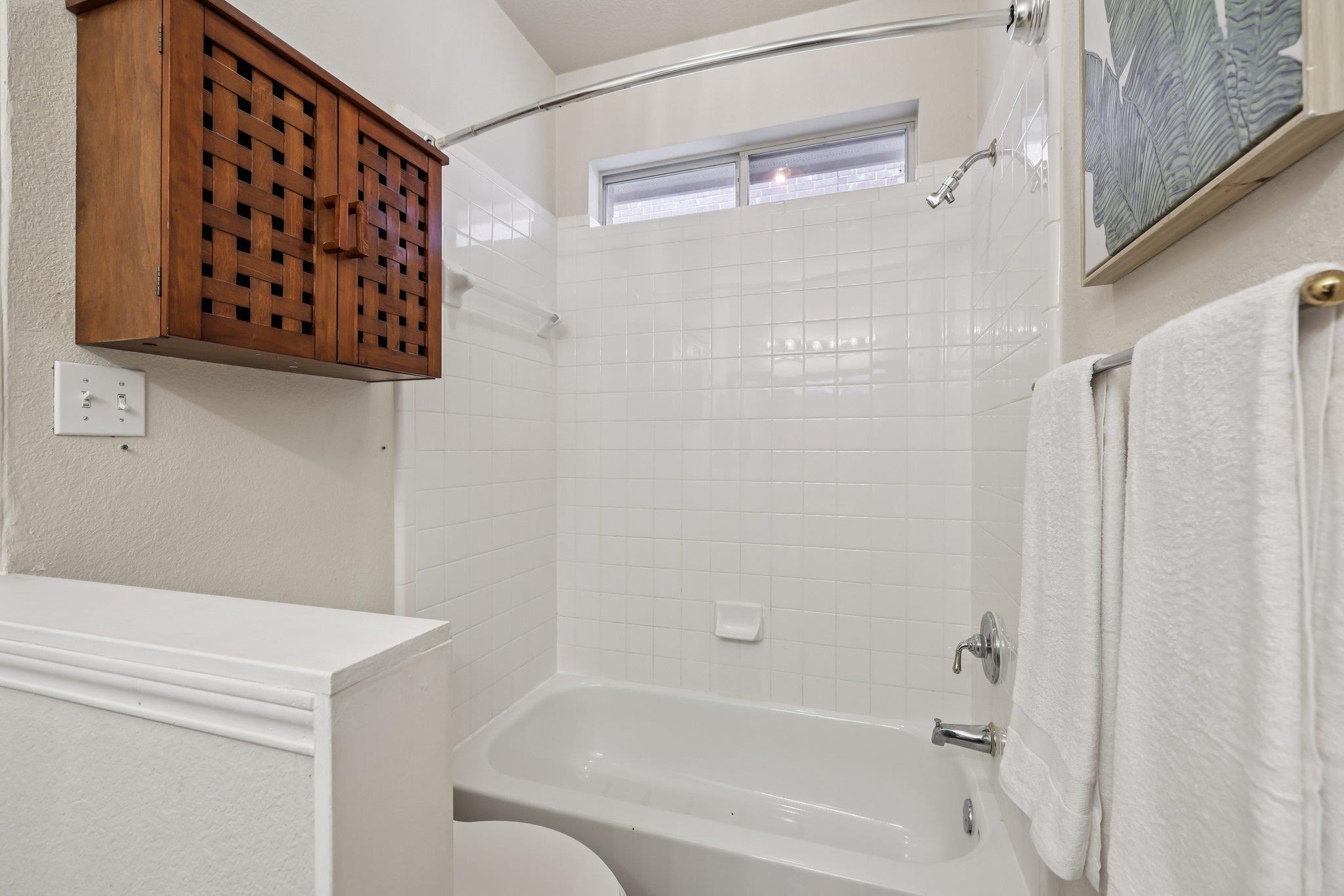 2950 James Parker Ln, Round Rock, TX 78665