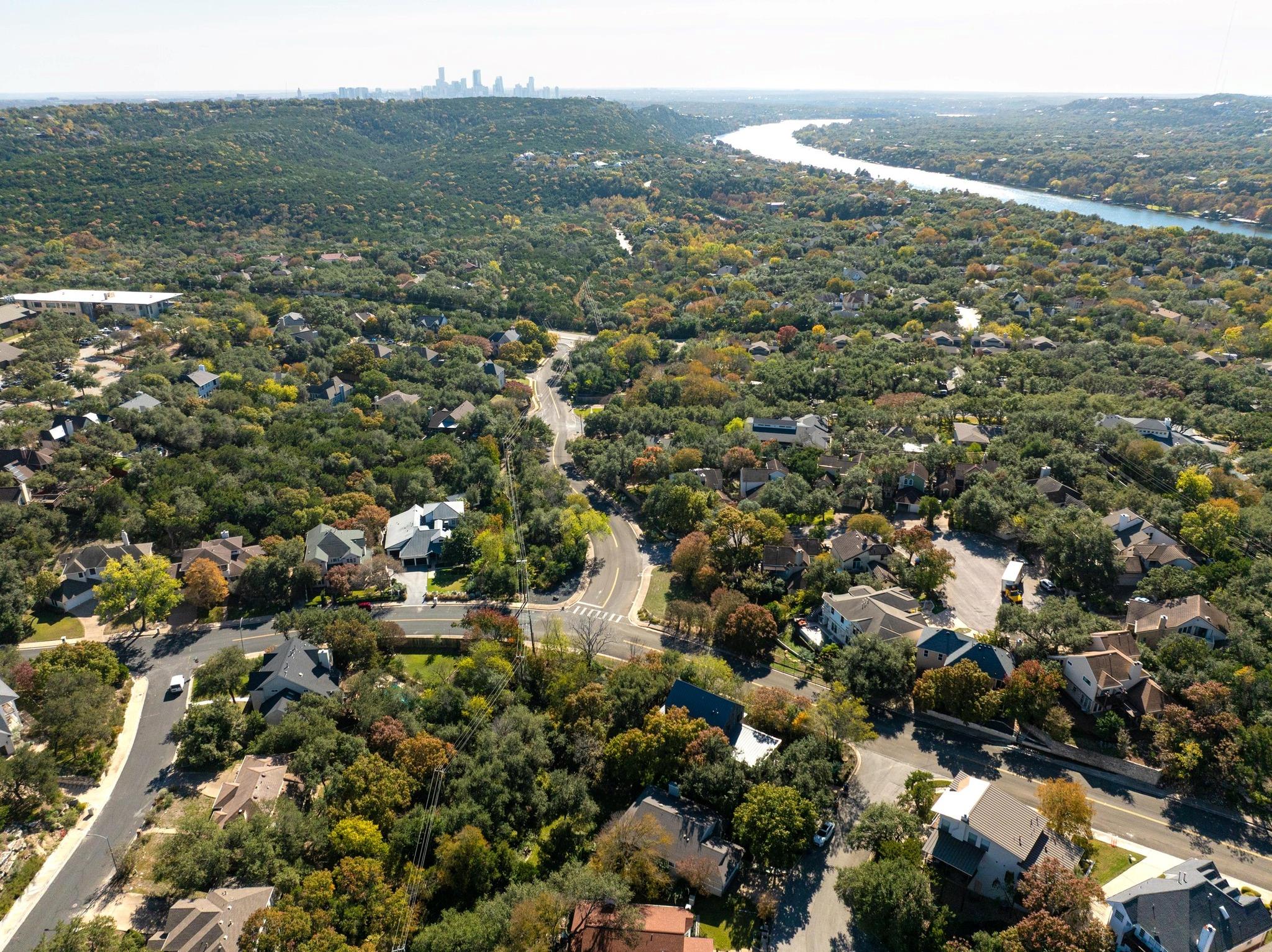 5803 Sandalwood Holw, Austin, TX 78731