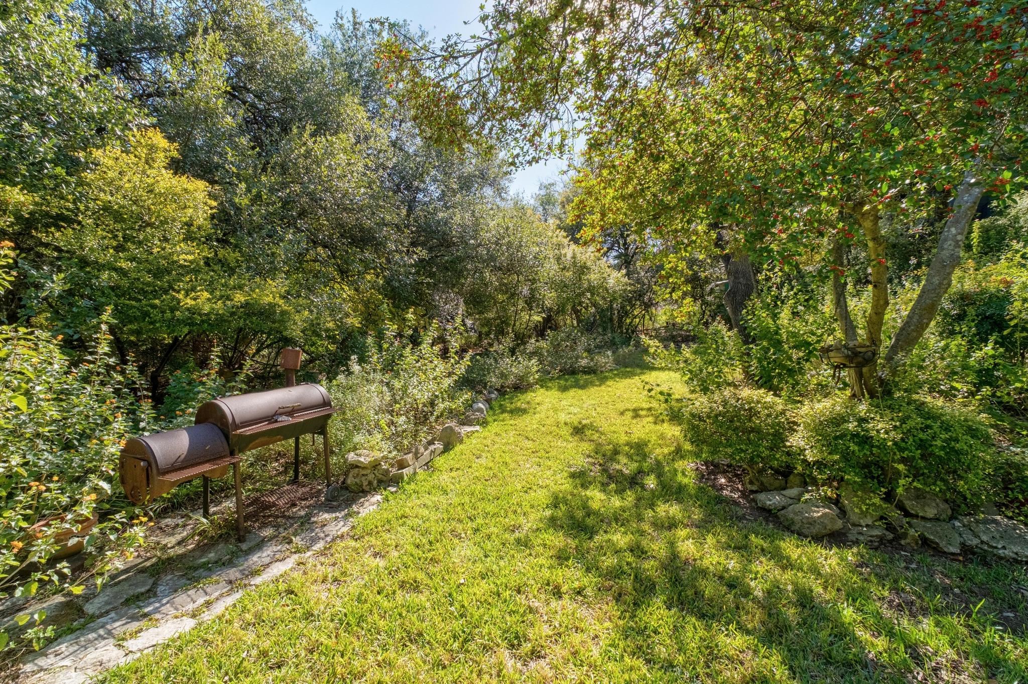 5803 Sandalwood Holw, Austin, TX 78731