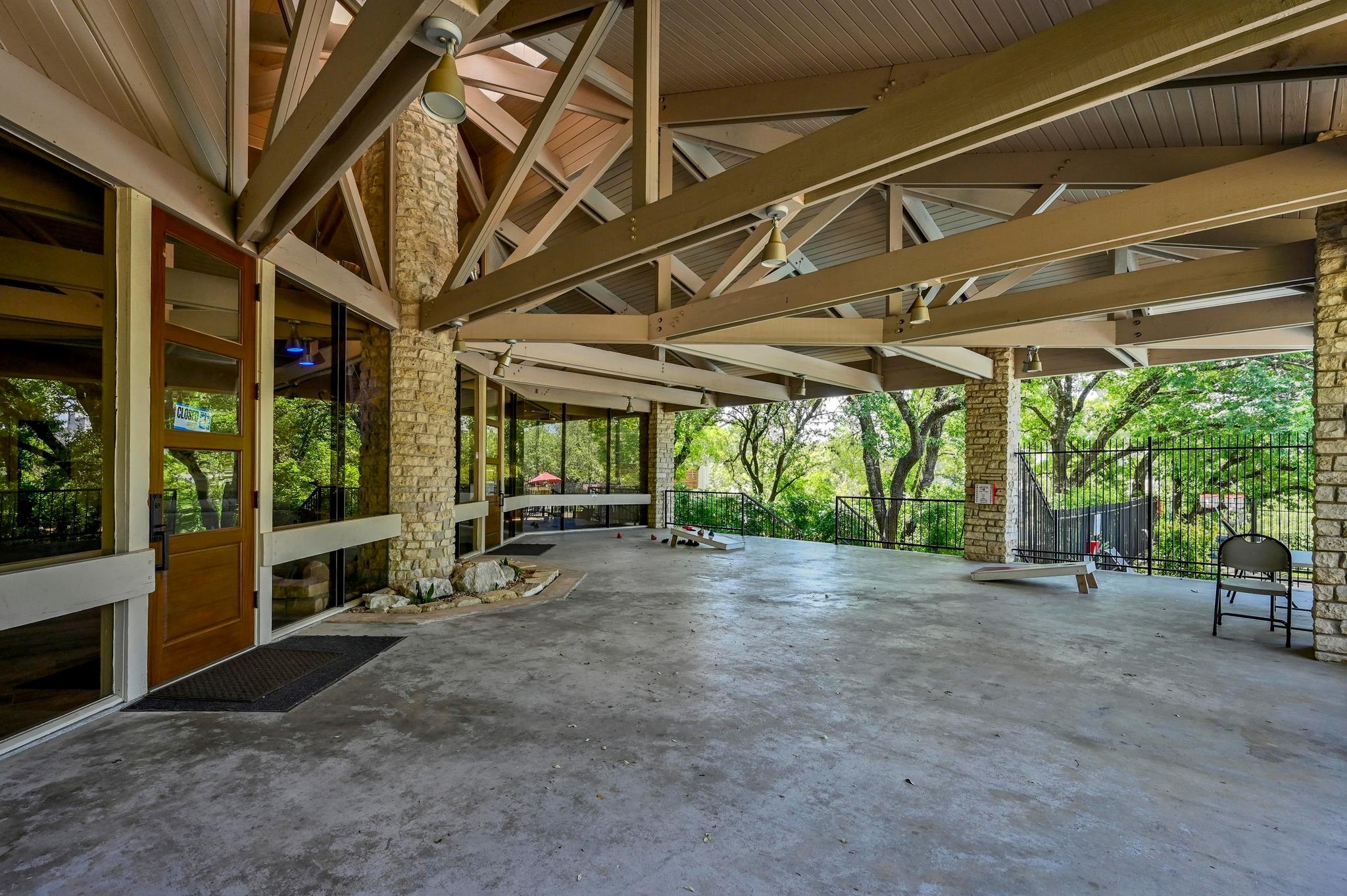 5803 Sandalwood Holw, Austin, TX 78731
