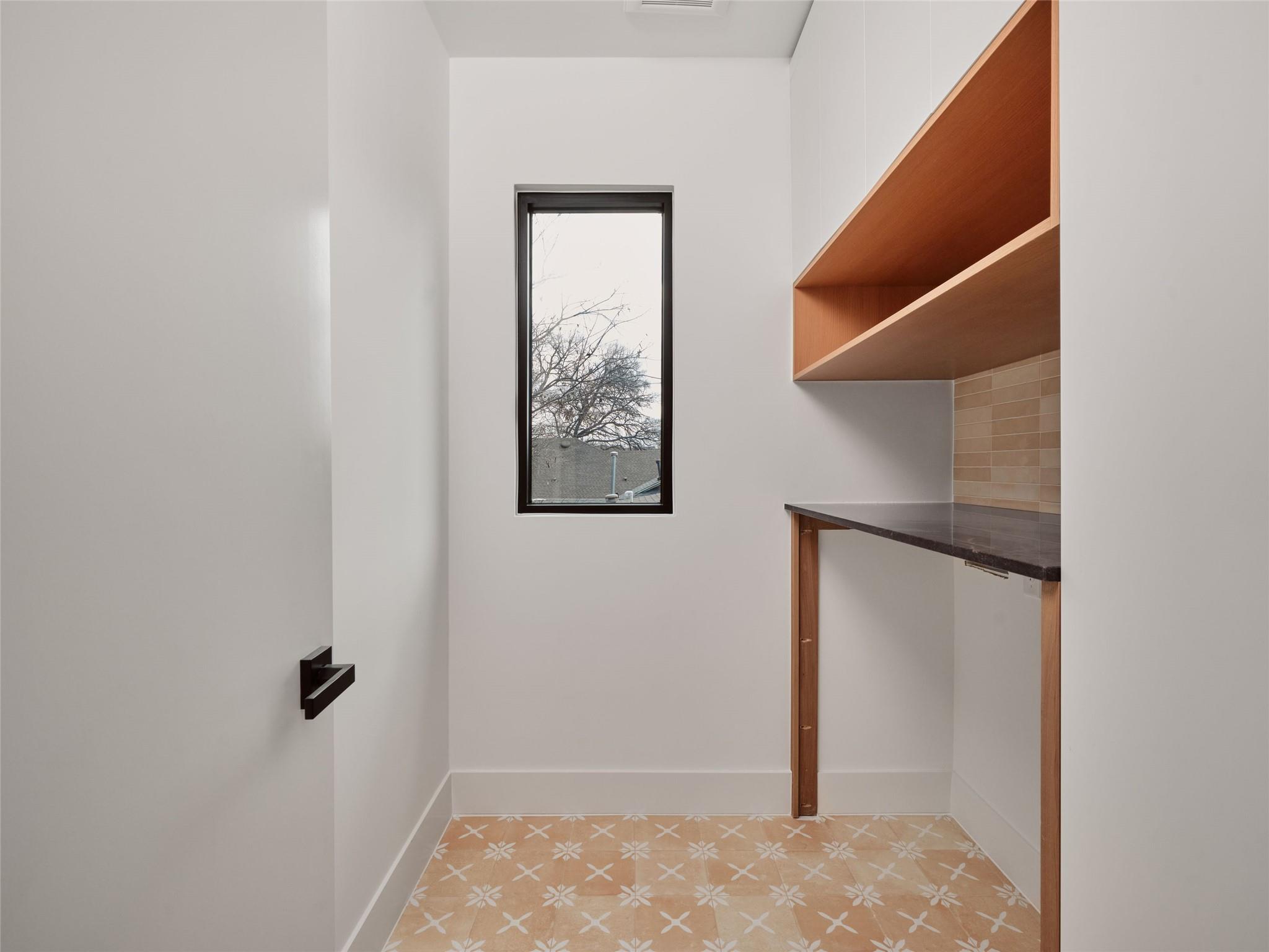 1300 Piedmont Ave, Austin, TX 78757