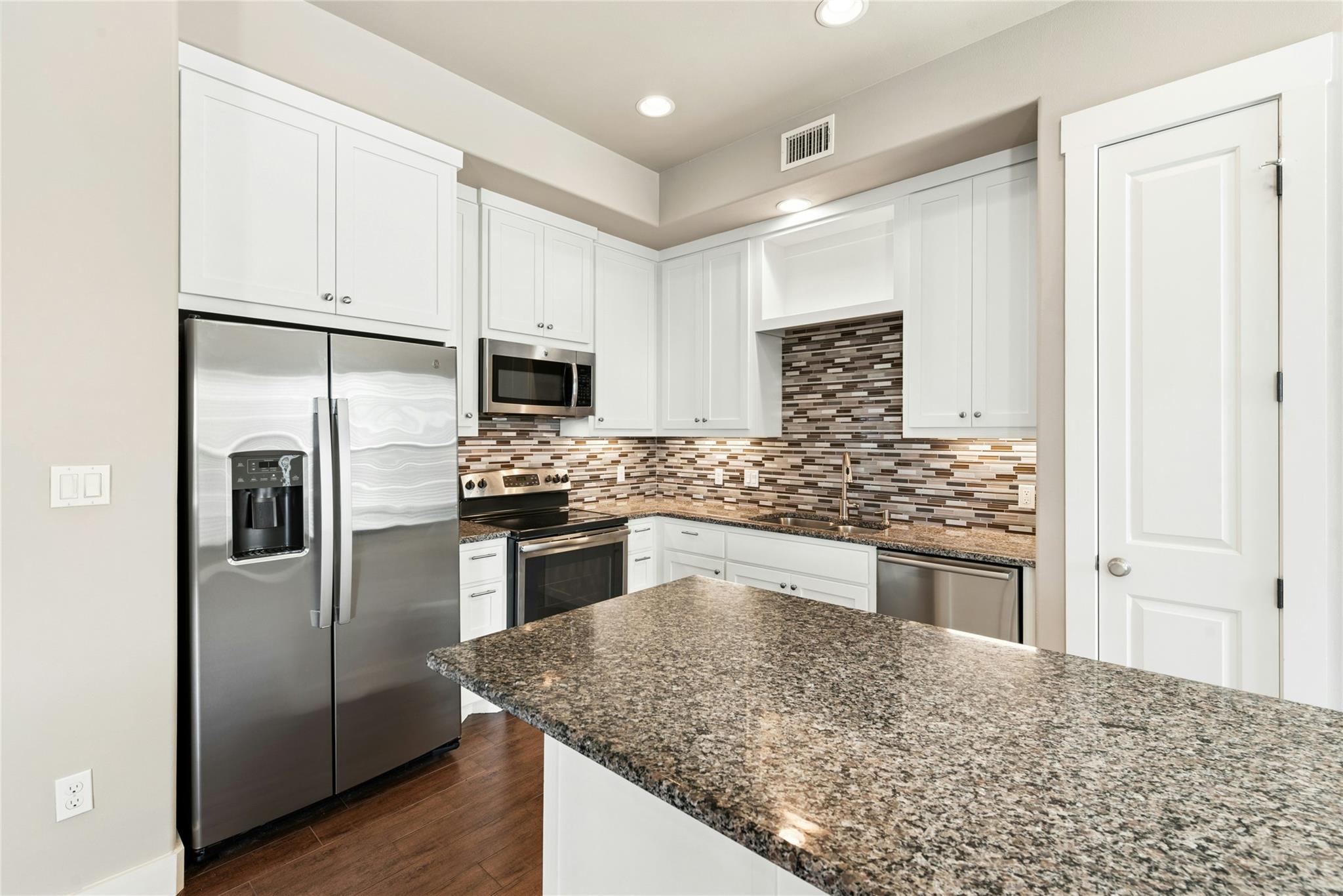 4301 Mansfield Dam Rd # 2101, Austin, TX 78734