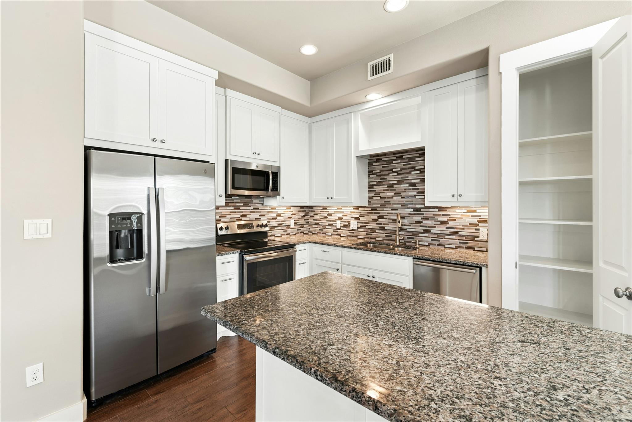 4301 Mansfield Dam Rd # 2101, Austin, TX 78734