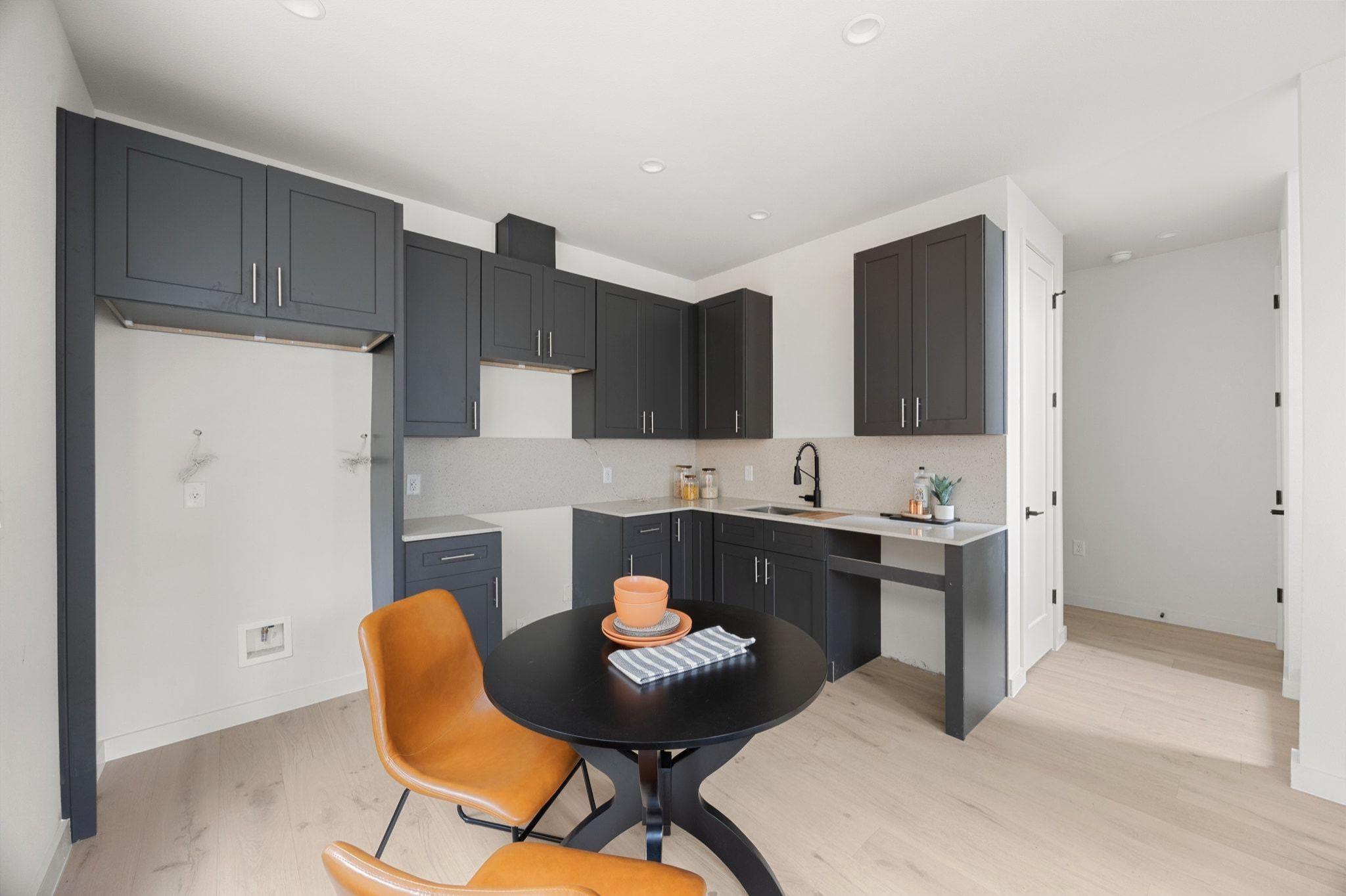 1709 Maple Ave # 2B, Austin, TX 78702