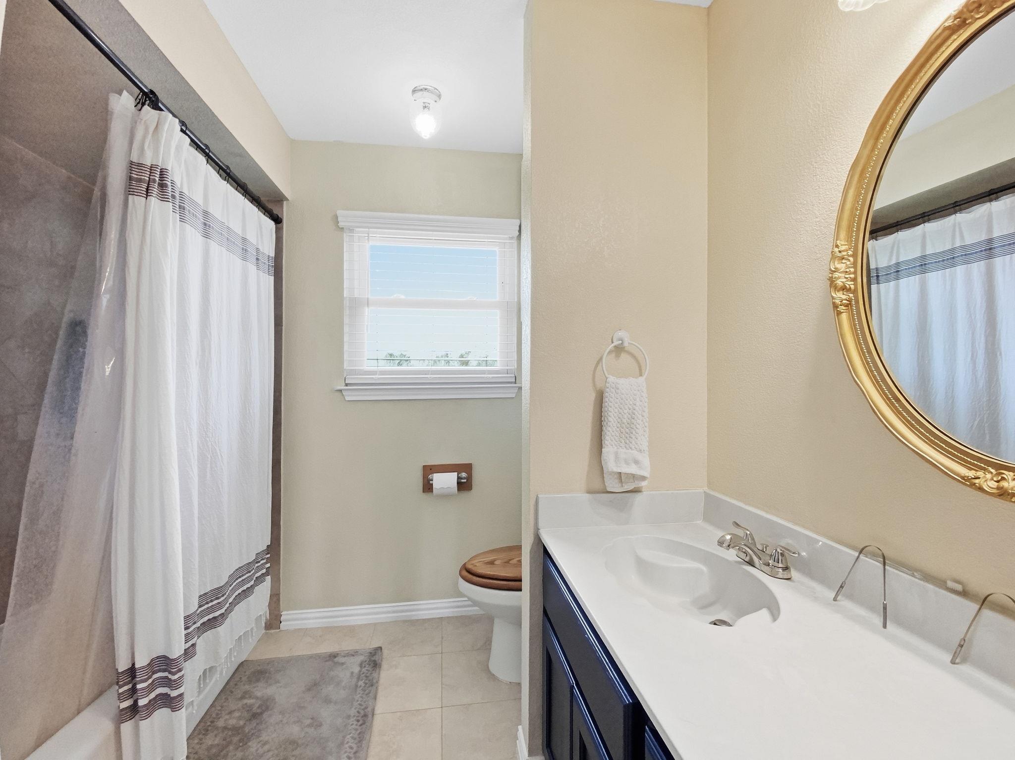 1471 County Road A, Lexington, TX 78947