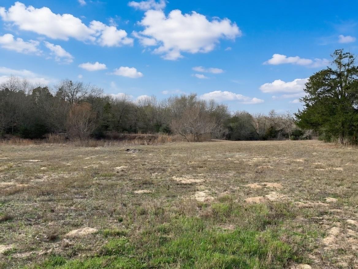 1471 County Road A, Lexington, TX 78947