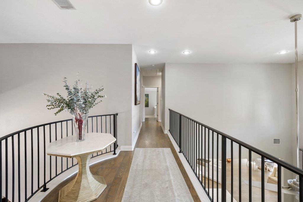 19901 Angel Bay Dr, Spicewood, TX 78669