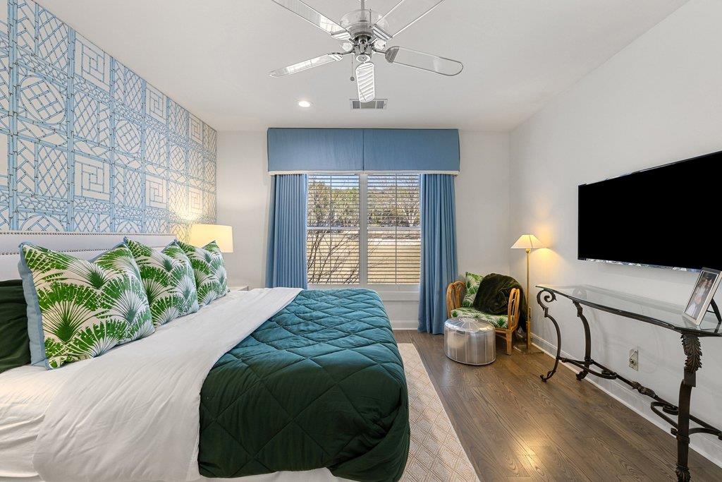 19901 Angel Bay Dr, Spicewood, TX 78669