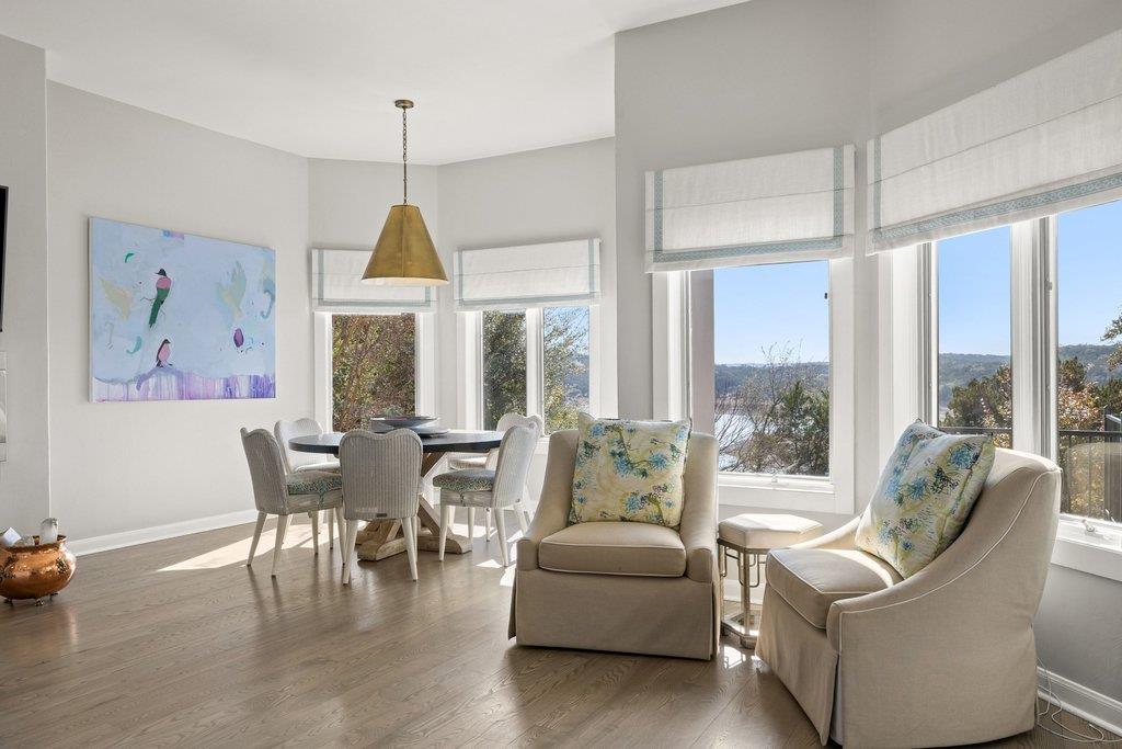 19901 Angel Bay Dr, Spicewood, TX 78669