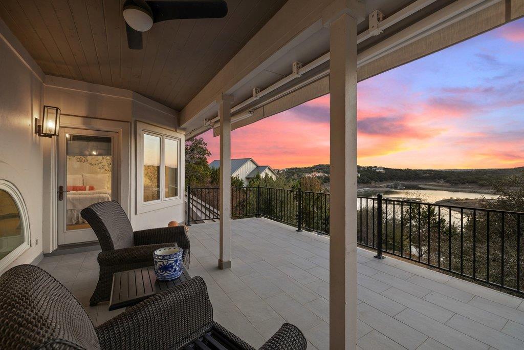 19901 Angel Bay Dr, Spicewood, TX 78669