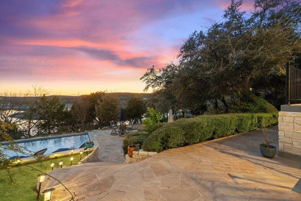 19901 Angel Bay Dr, Spicewood, TX 78669