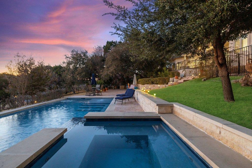 19901 Angel Bay Dr, Spicewood, TX 78669