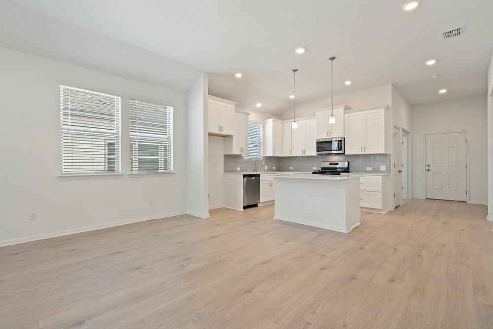 267 Tenny Ln, Kyle, TX 78640