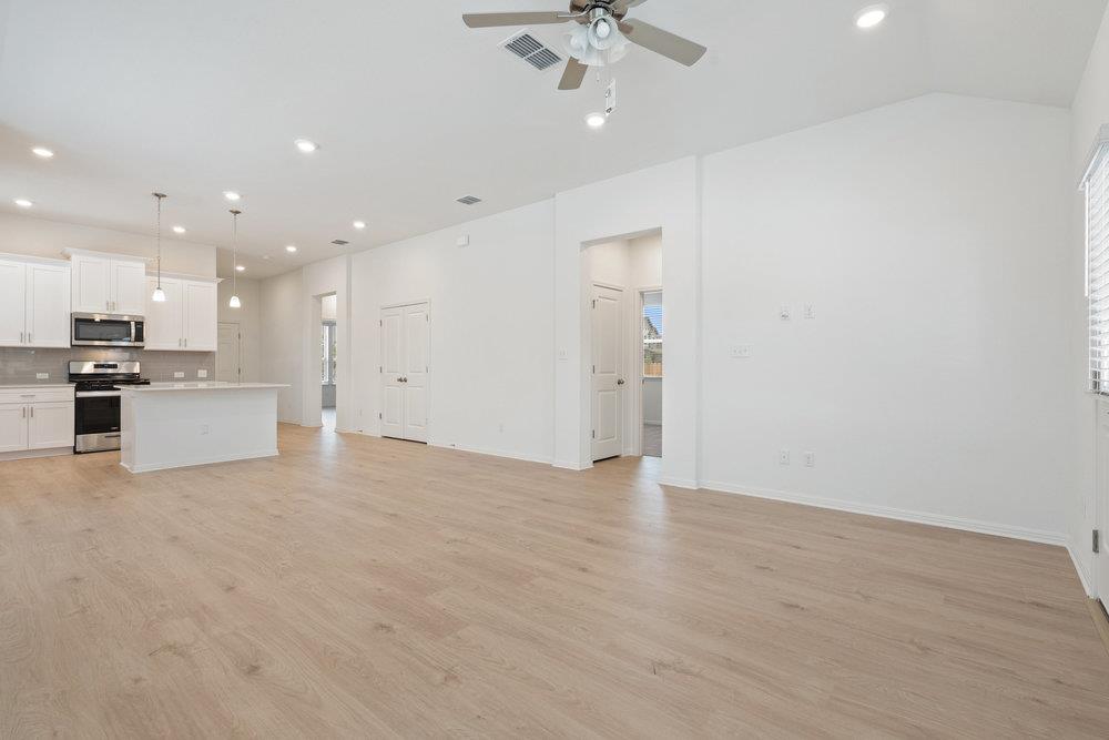 267 Tenny Ln, Kyle, TX 78640