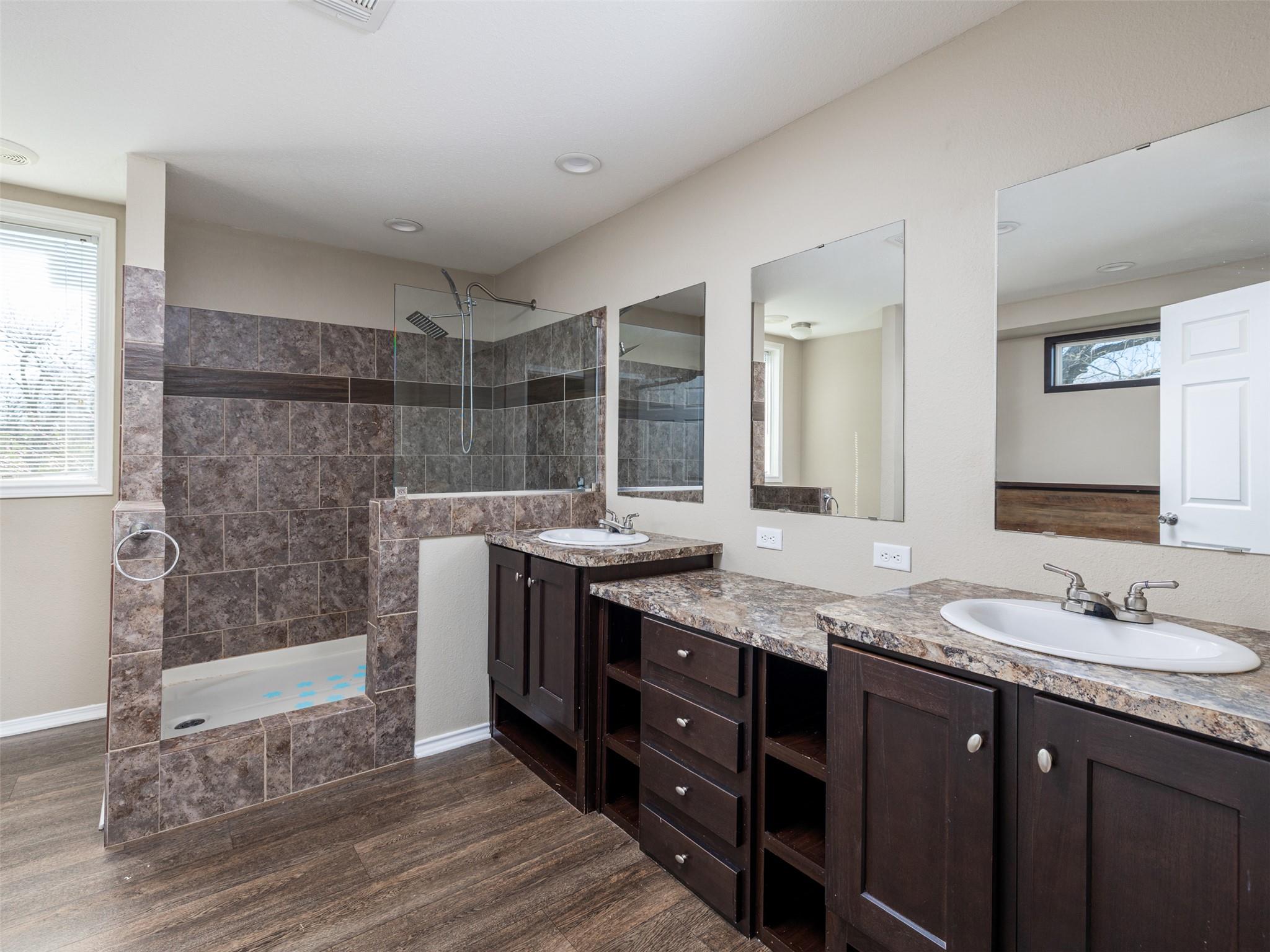 400 Private Road 4295, Rockdale, TX 76567