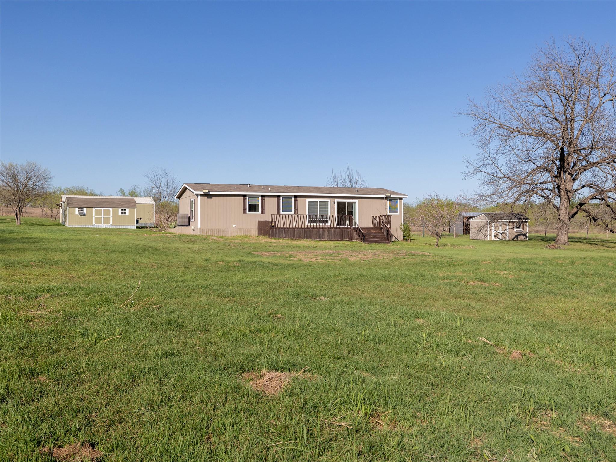 400 Private Road 4295, Rockdale, TX 76567