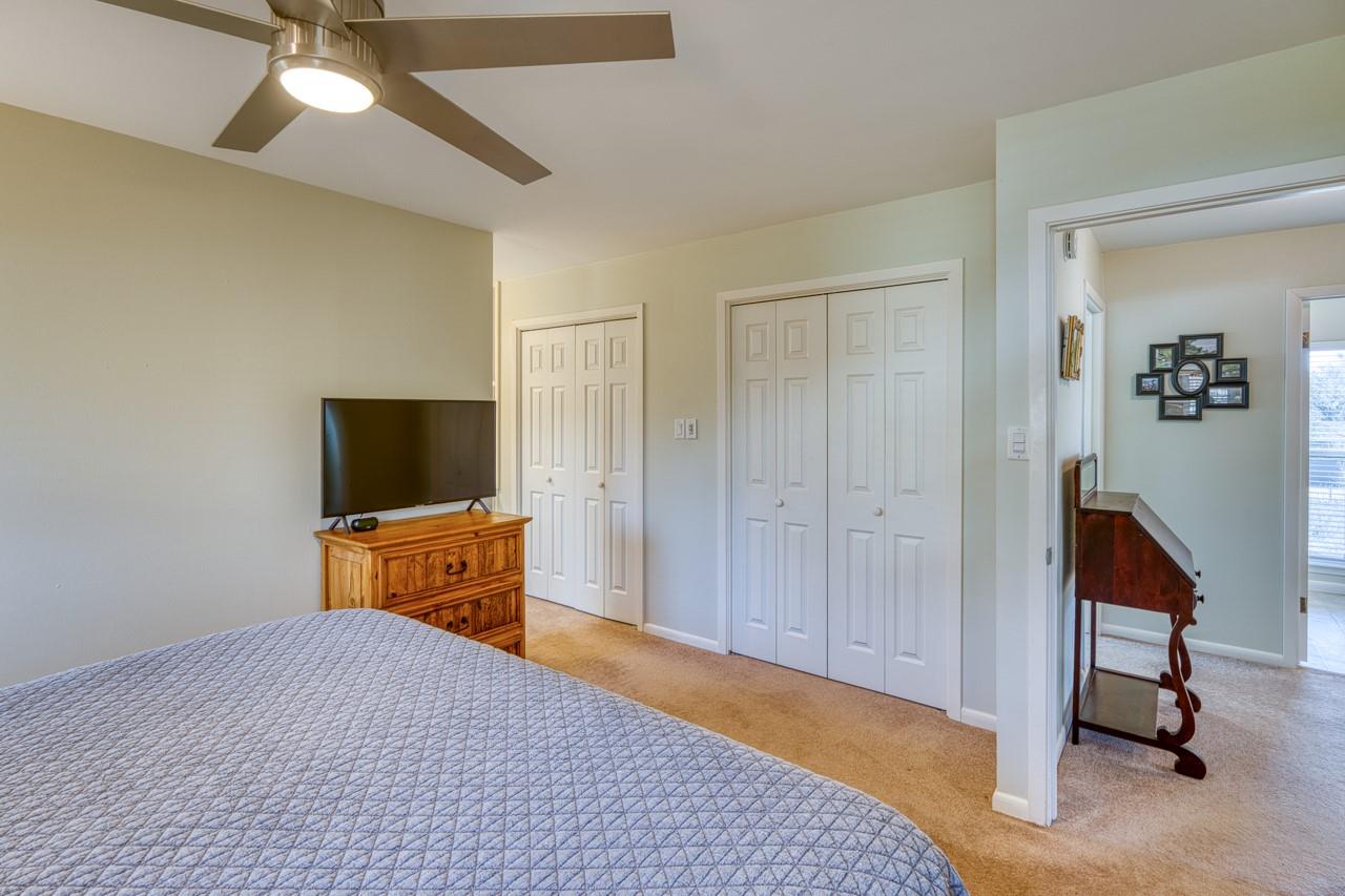 101 W Bluebonnet Rd, Horseshoe Bay, TX 78657