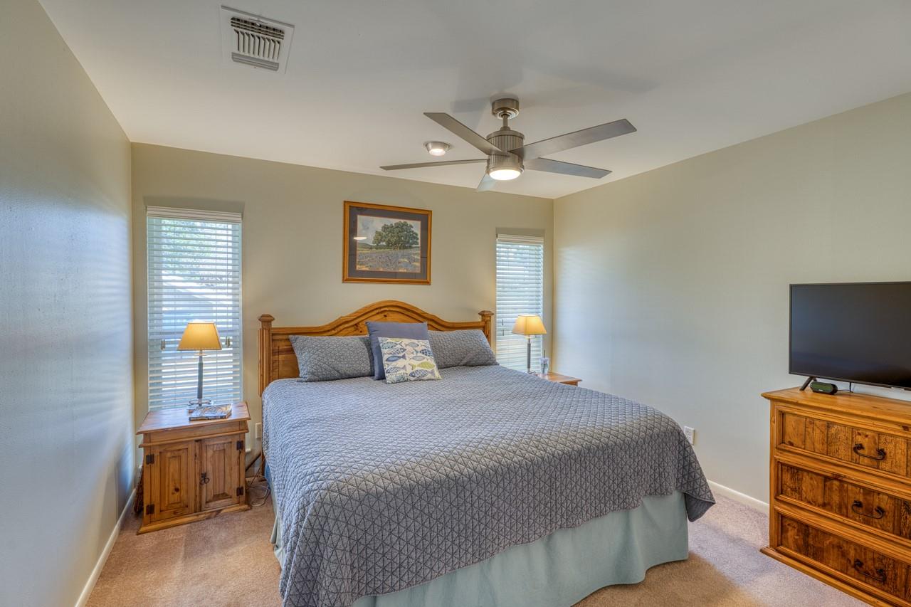 101 W Bluebonnet Rd, Horseshoe Bay, TX 78657