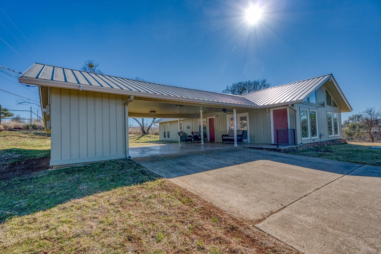 101 W Bluebonnet Rd, Horseshoe Bay, TX 78657