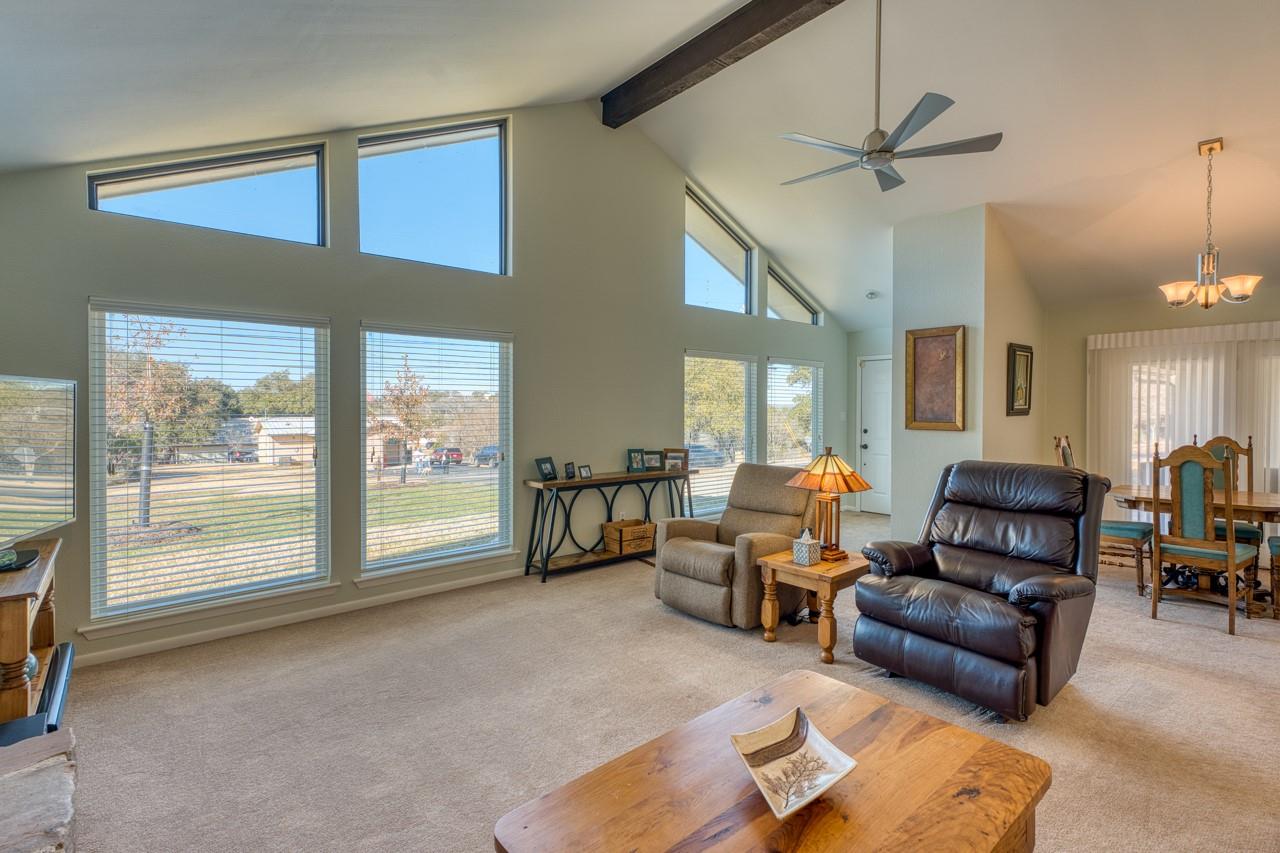 101 W Bluebonnet Rd, Horseshoe Bay, TX 78657