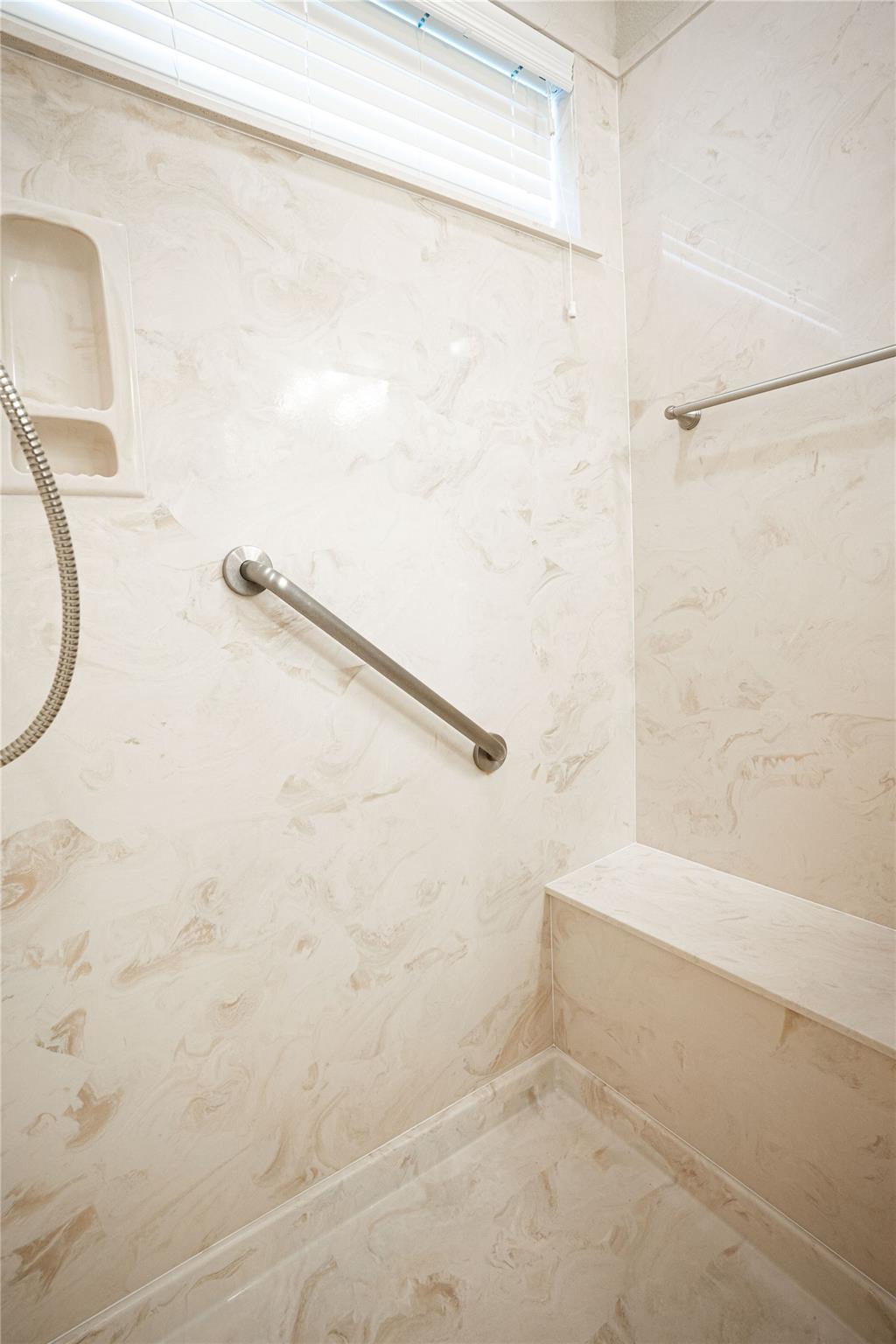 806 Heritage Oaks Bnd, Georgetown, TX 78633