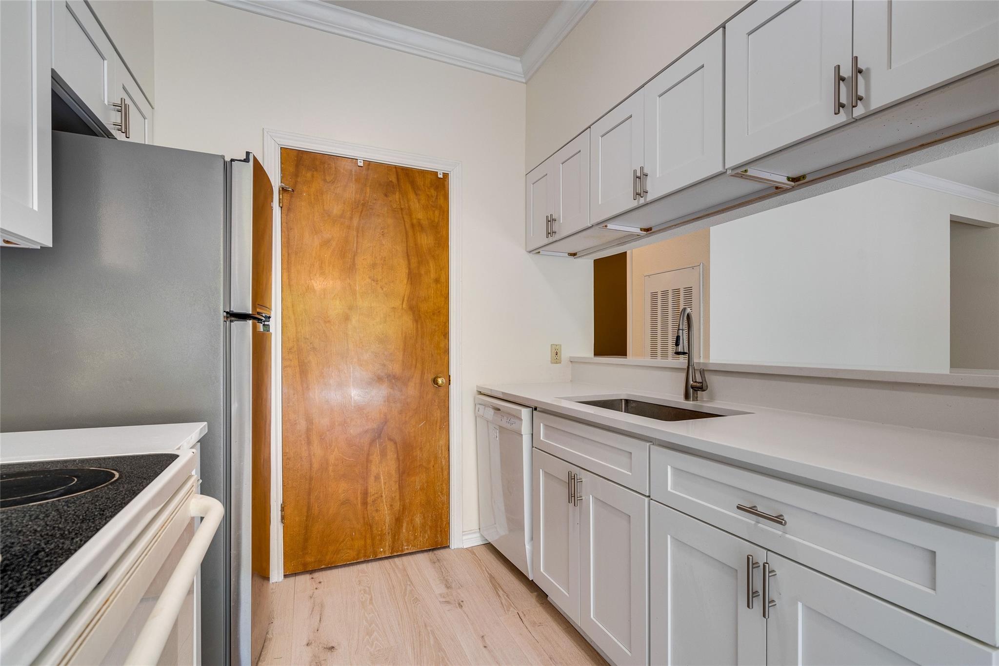 1406 Windsor Rd # 201, Austin, TX 78703