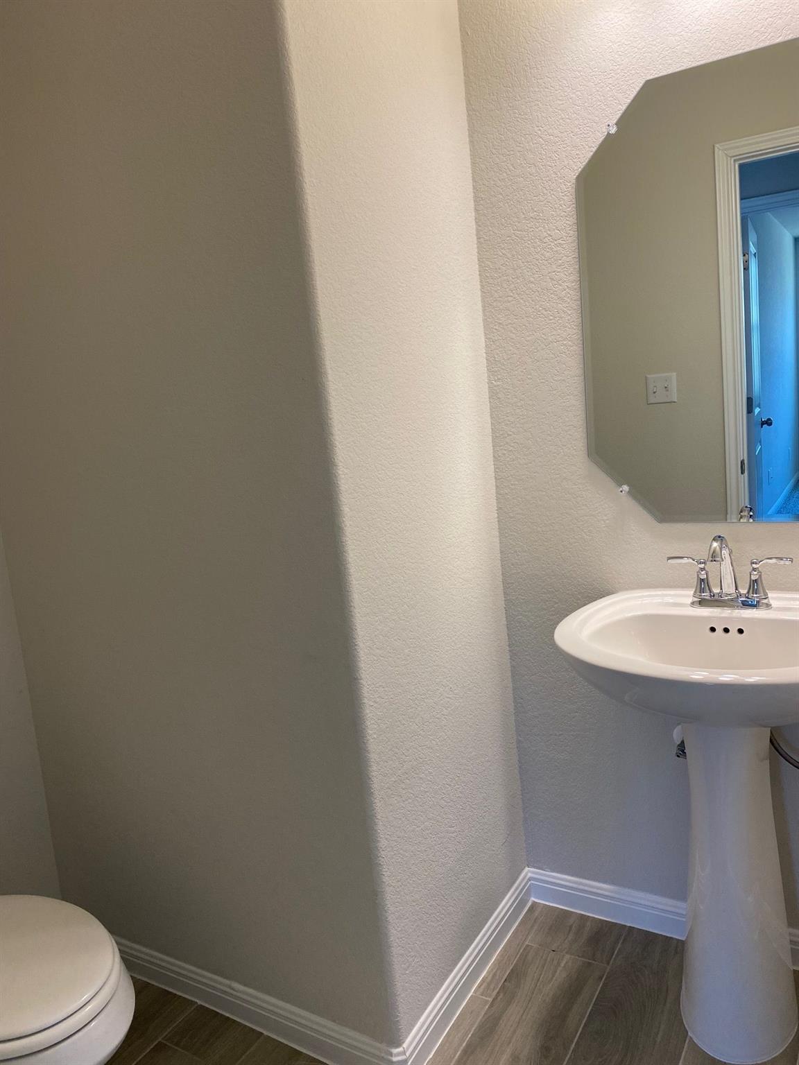 370 Bright Star Ln, Georgetown, TX 78628