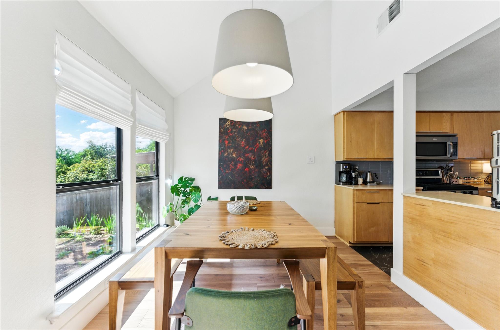 7701 Ponoma Trl, Austin, TX 78749