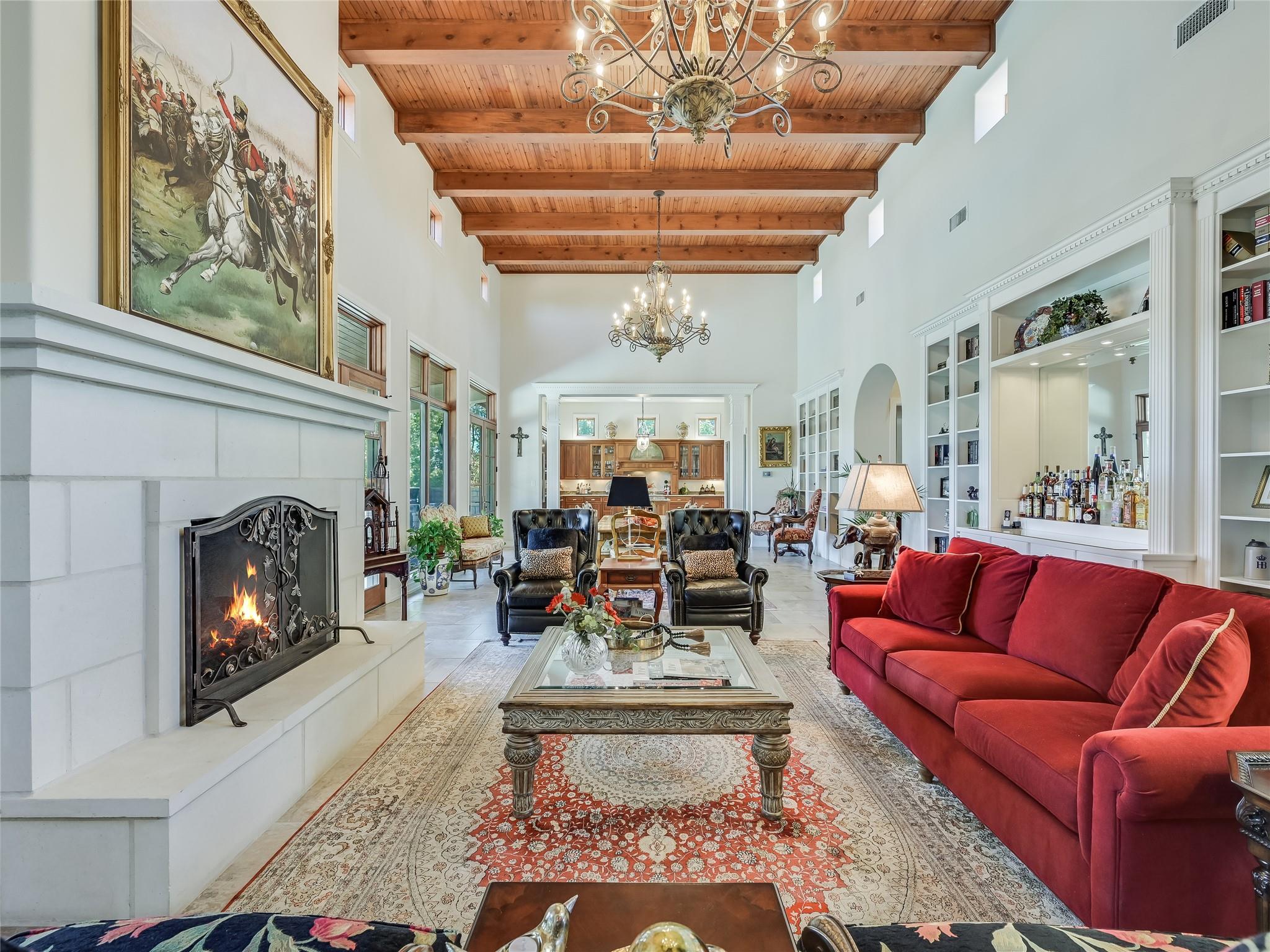 27206 Waterfall Hill Pkwy, Spicewood, TX 78669