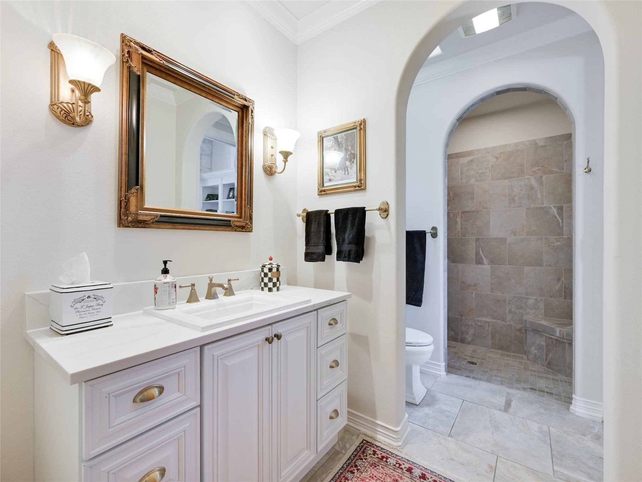 27206 Waterfall Hill Pkwy, Spicewood, TX 78669