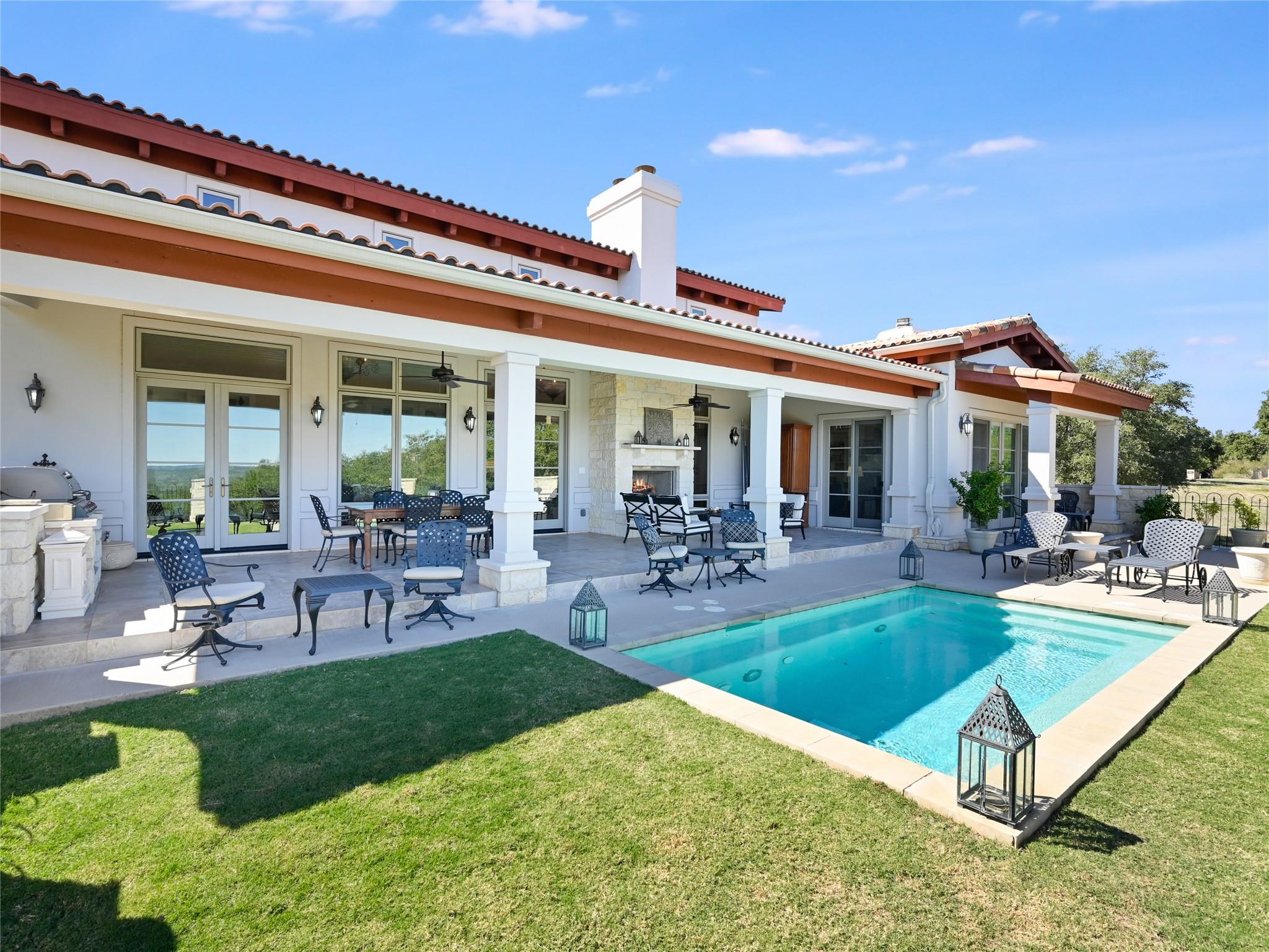 27206 Waterfall Hill Pkwy, Spicewood, TX 78669