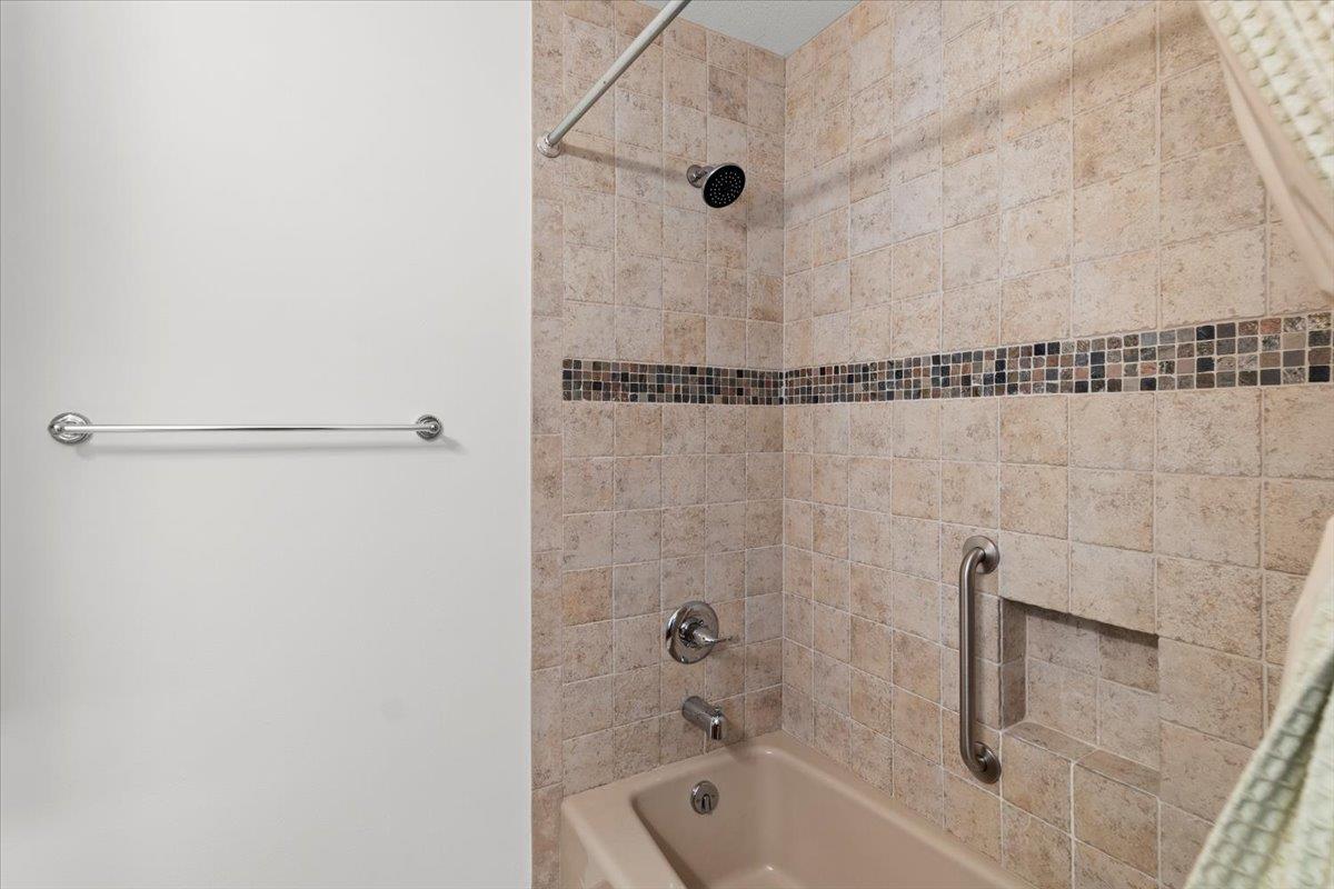 16808 Forest Way, Austin, TX 78734