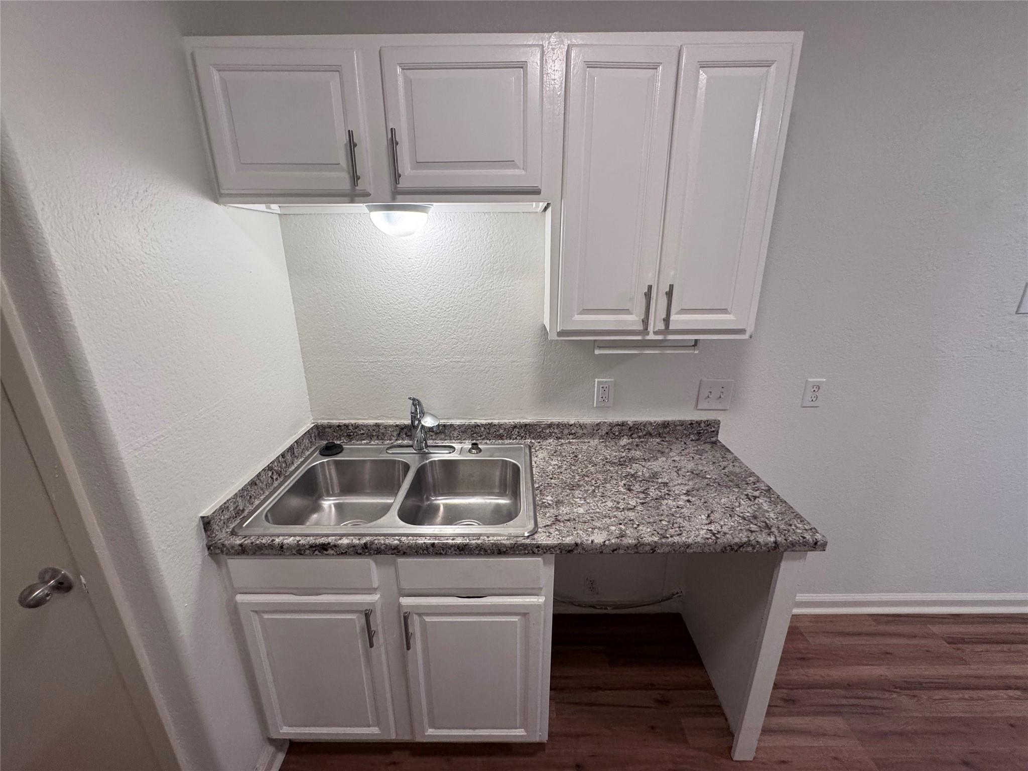 8207 Sam Rayburn Dr, Austin, TX 78753