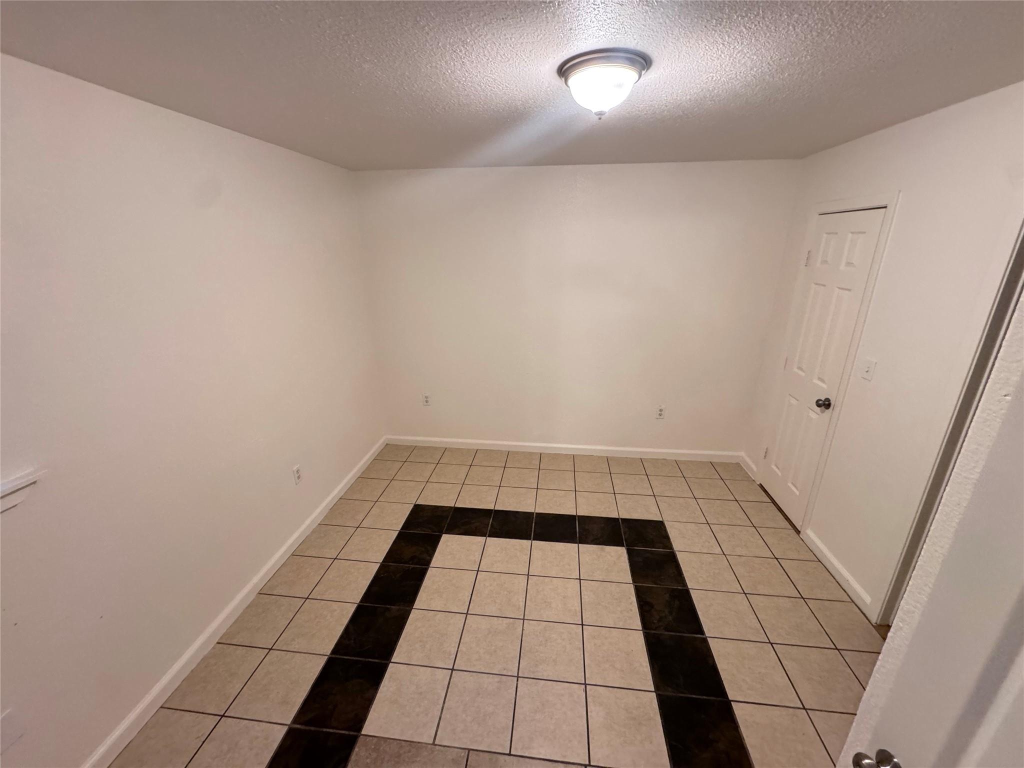 8207 Sam Rayburn Dr, Austin, TX 78753