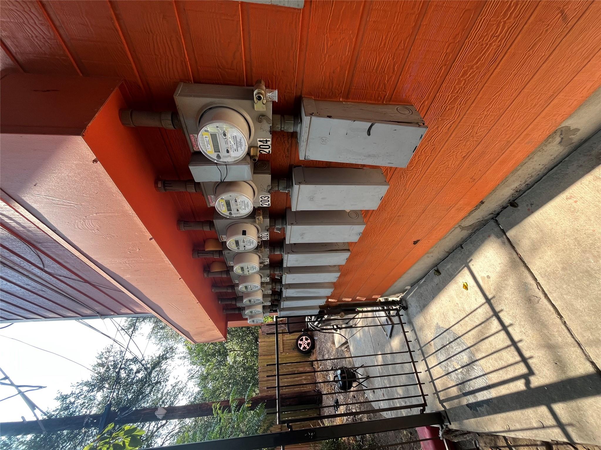 8207 Sam Rayburn Dr, Austin, TX 78753