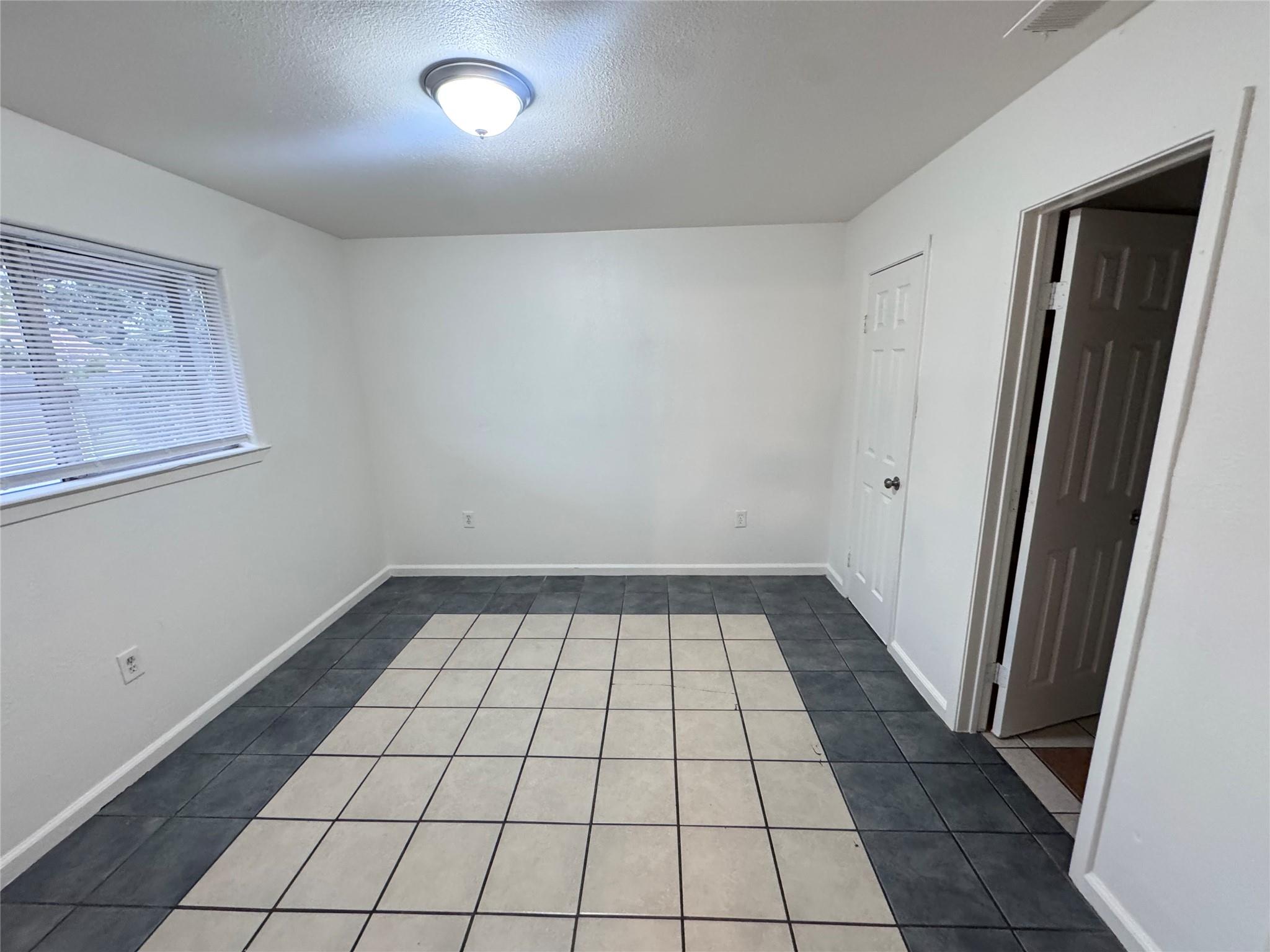 8207 Sam Rayburn Dr, Austin, TX 78753