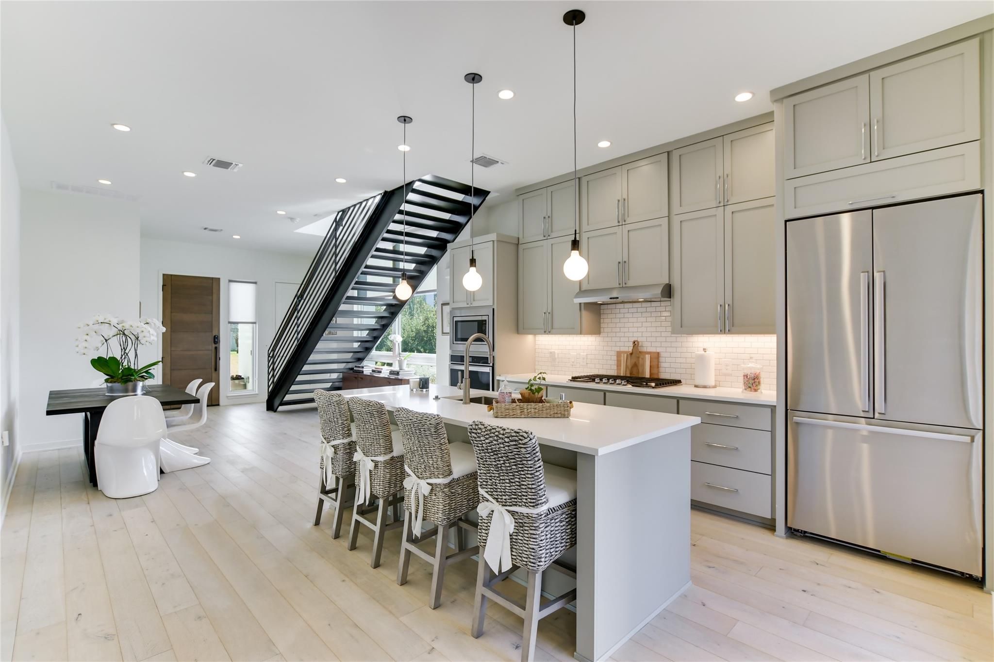 2606 Sutherland St, Austin, TX 78746