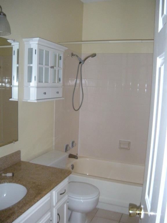 915 W 23rd St # 105, Austin, TX 78705