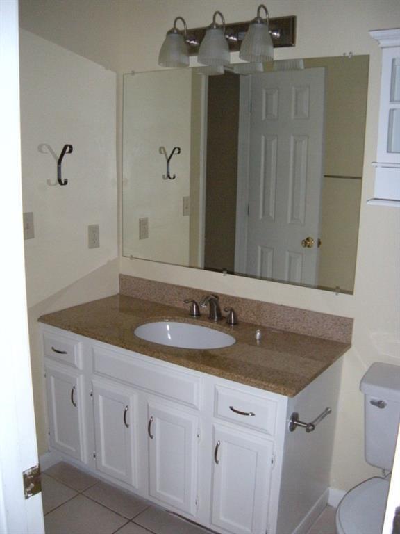 915 W 23rd St # 105, Austin, TX 78705