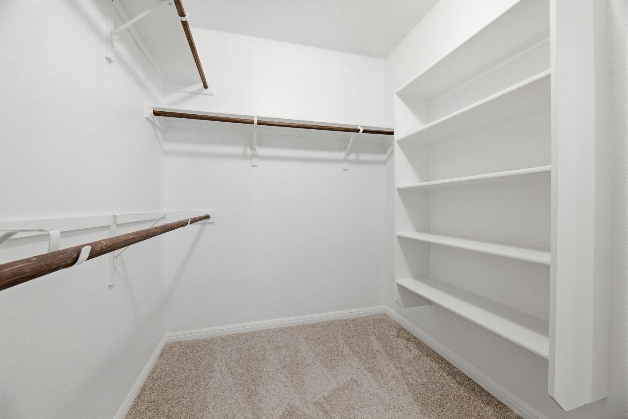 211 Silver Glen Dr, Kyle, TX 78640