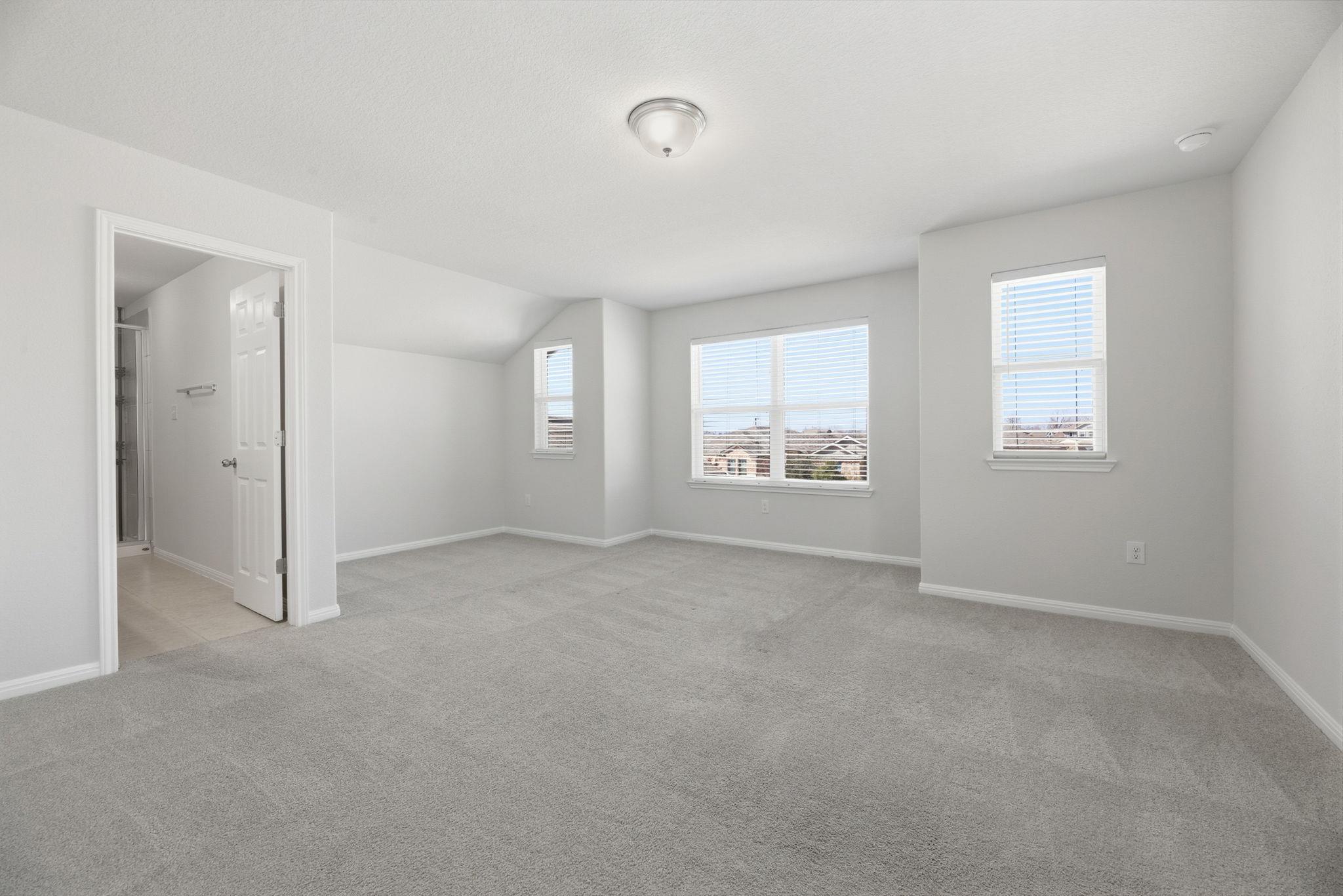 211 Silver Glen Dr, Kyle, TX 78640