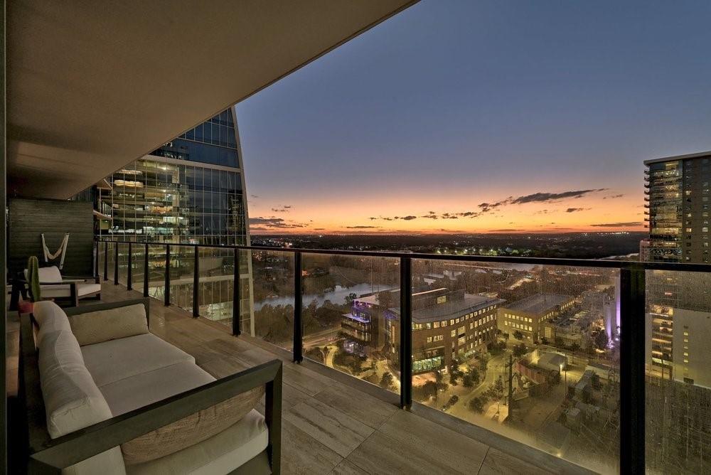 202 Nueces St # 1906, Austin, TX 78701