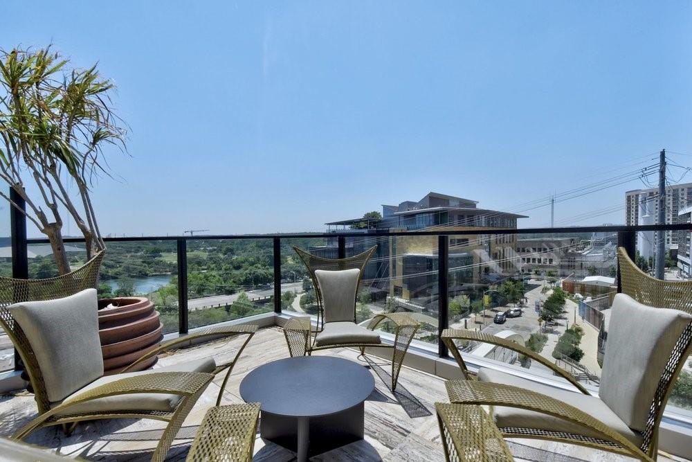 202 Nueces St # 1906, Austin, TX 78701